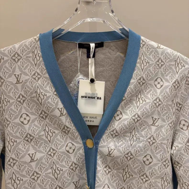 Louis Vuitton Louis Vuitton 1854 series full print printed knitted cardi Size M / US 6-8 / IT 42-44 - 3 Thumbnail