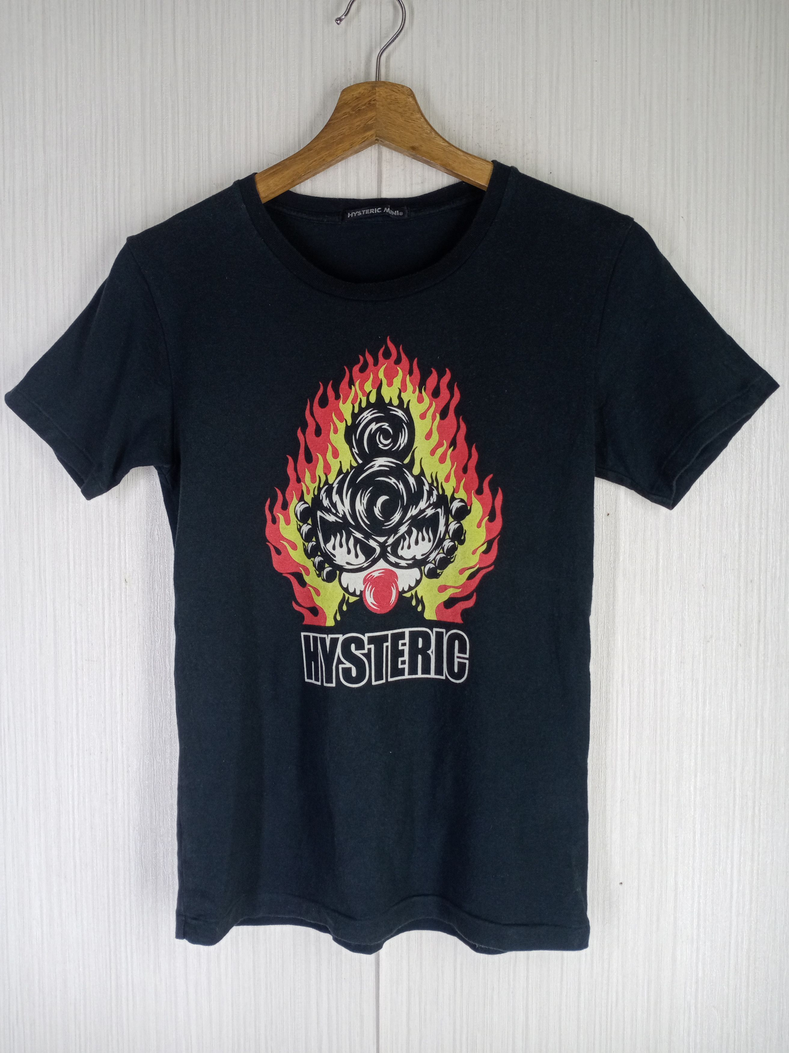 Hysteric Glamour Rare Vintage Hysteric Glamour Hysteric Mini Tshirt Size US XS / EU 42 / 0 - 1 Thumbnail