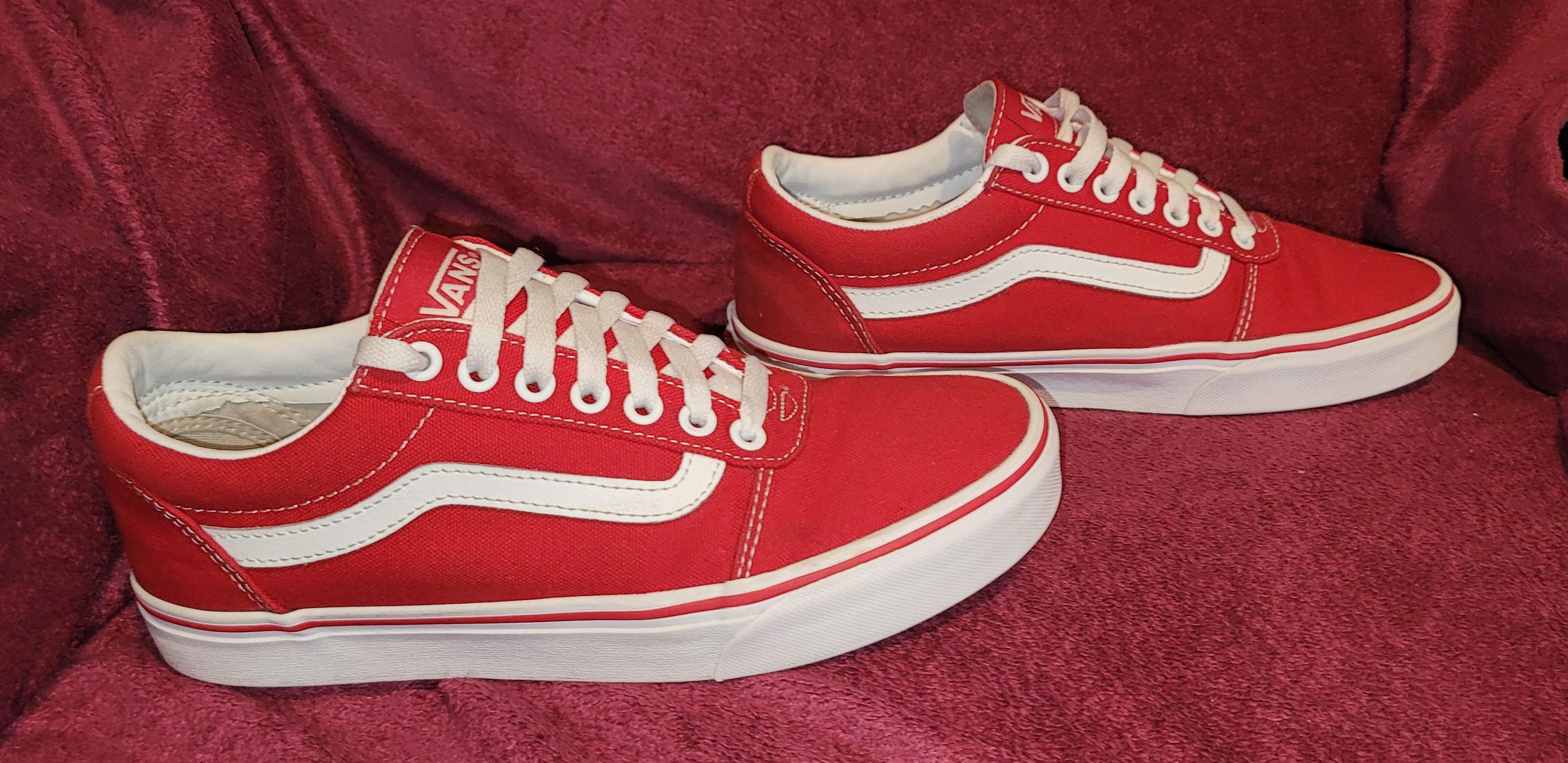 Vans Red Low Vans Size US 9.5 / IT 39.5 - 3 Thumbnail