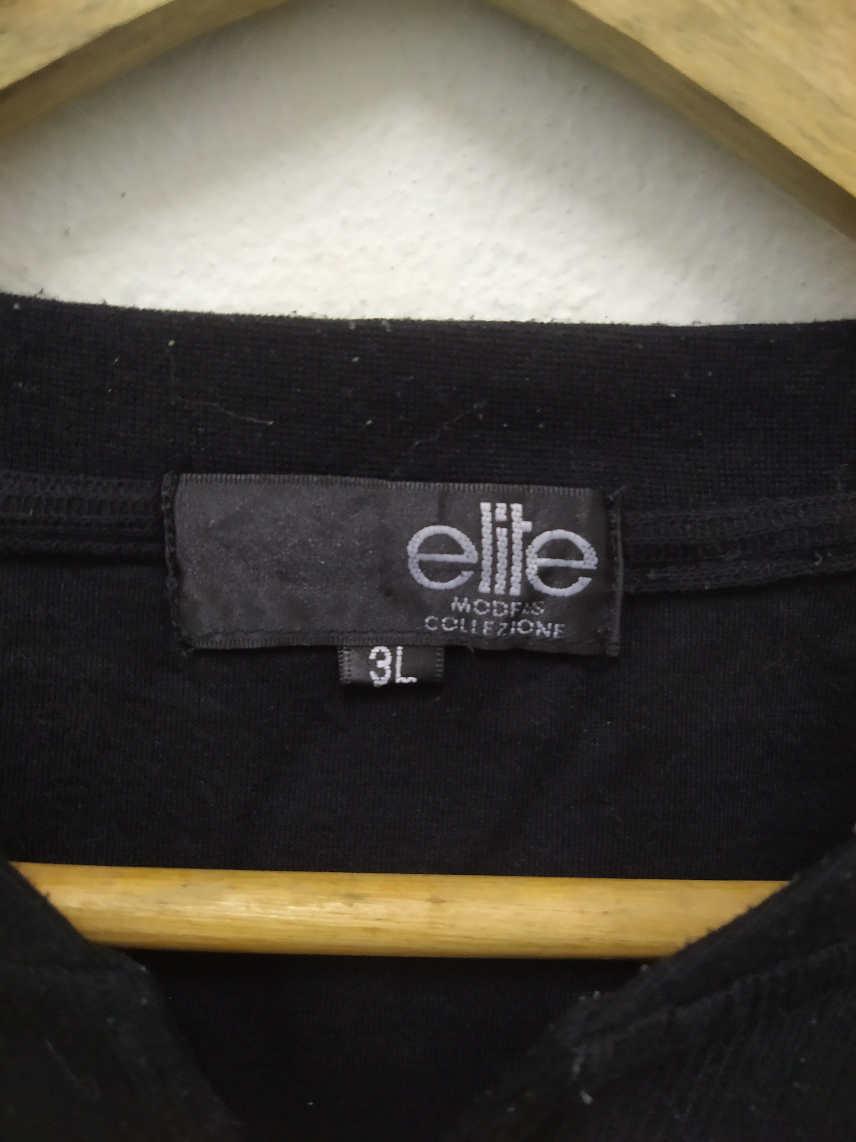 Japanese Brand elite model collection V neck vintage casual shirt Size US XL / EU 56 / 4 - 4 Thumbnail