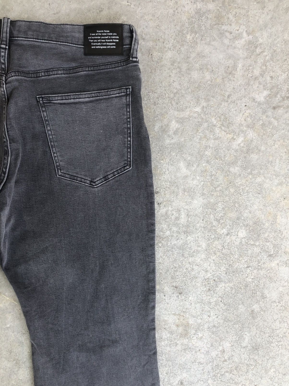 GU × Undercover Undercover x Gu Distressed Slim Jeans Size US 33 - 12 Thumbnail