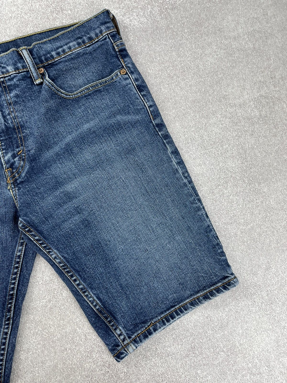 Levi's Levis Washed Blue Denim Shorts Size 32 Size US 32 / EU 48 - 2 Thumbnail