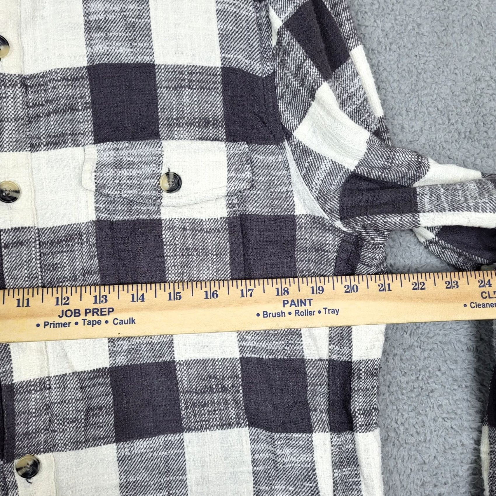 Marine Layer Marine Layer Button-Up Plaid Flannel Shirt S Regular Men Gray Cotton Long Sleeve, Lined, Casual, Vintage No, 42 in Chest, 42 in Chest (Regular) Size US S / EU 44-46 / 1 - 3 Thumbnail