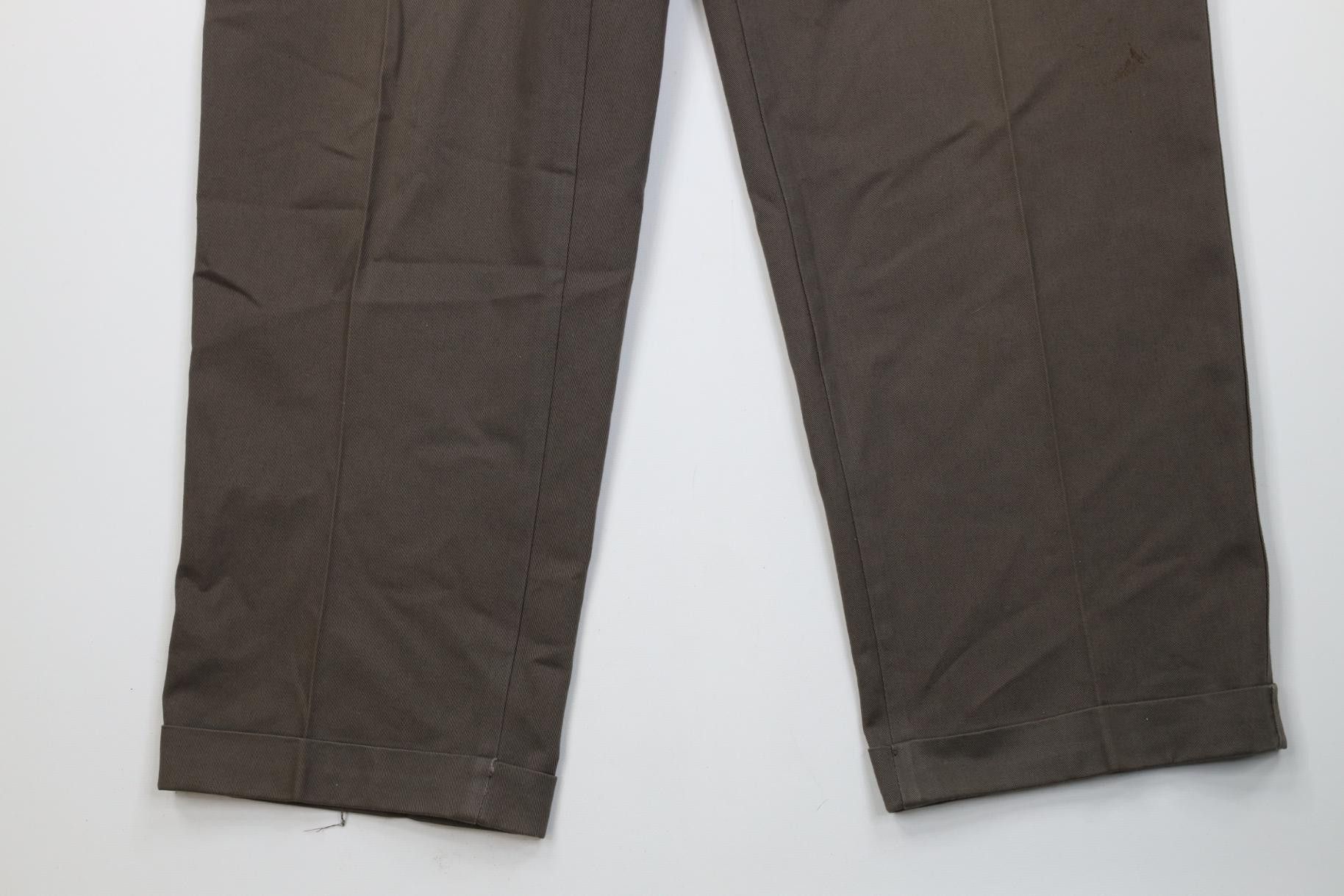 Vintage Vintage 90s Streetwear Pleated Cuffed Chino Pants Trousers Size US 34 / EU 50 - 4 Thumbnail