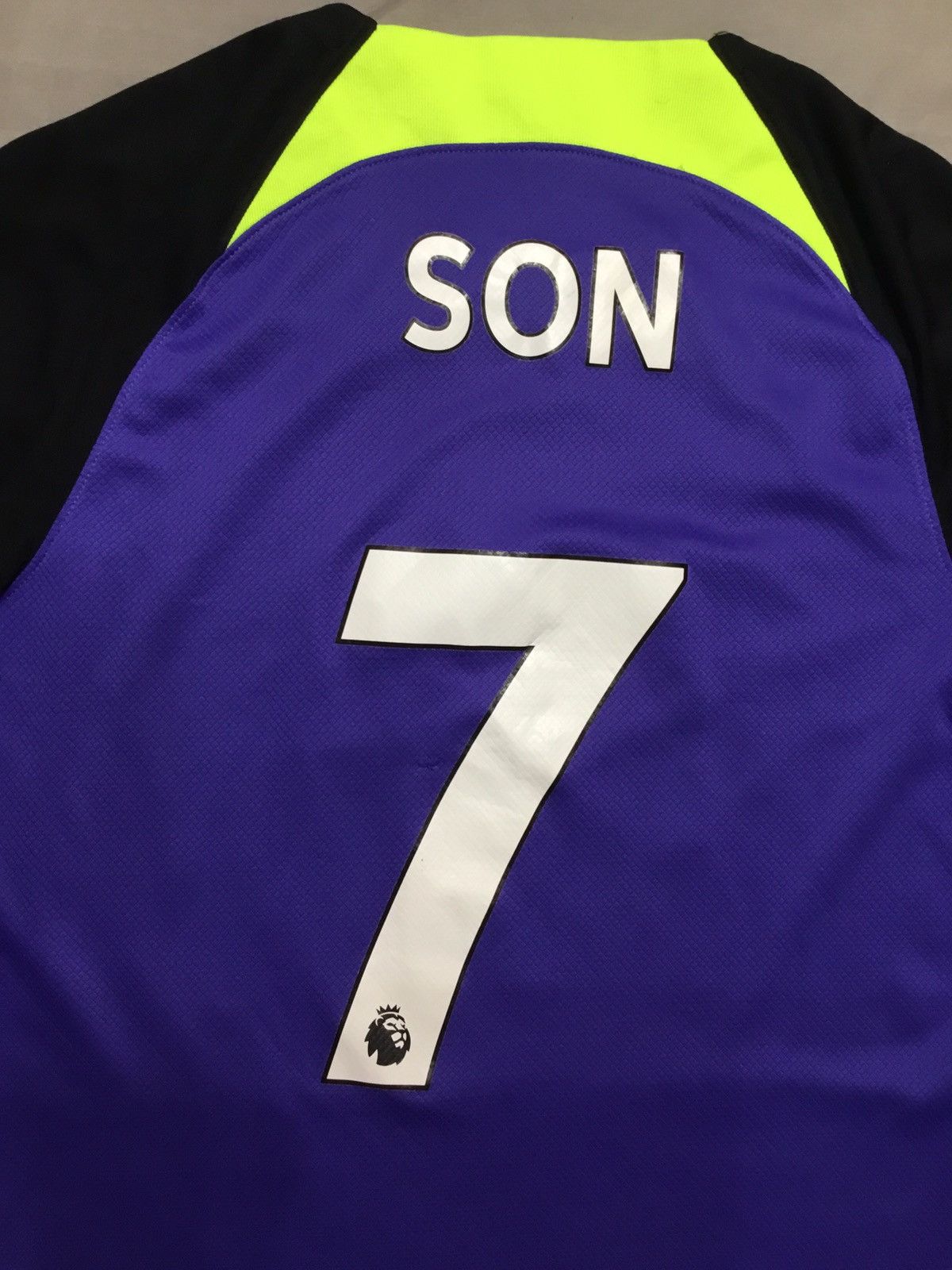 Nike Heung-min Son #7 Tottenham 2022/2023 Away Size US S / EU 44-46 / 1 - 9 Thumbnail