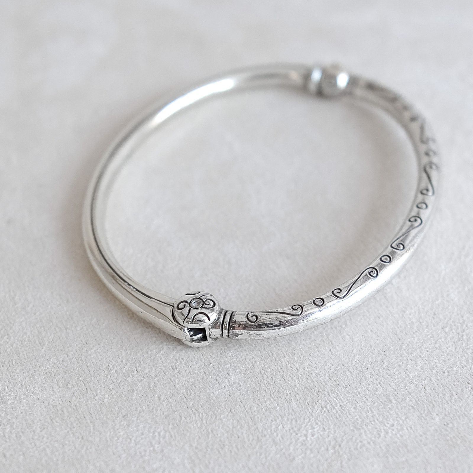 Brighton Brighton Charm Bangle Bracelet Silver Plated Magnetic Clasp Size ONE SIZE - 2 Thumbnail