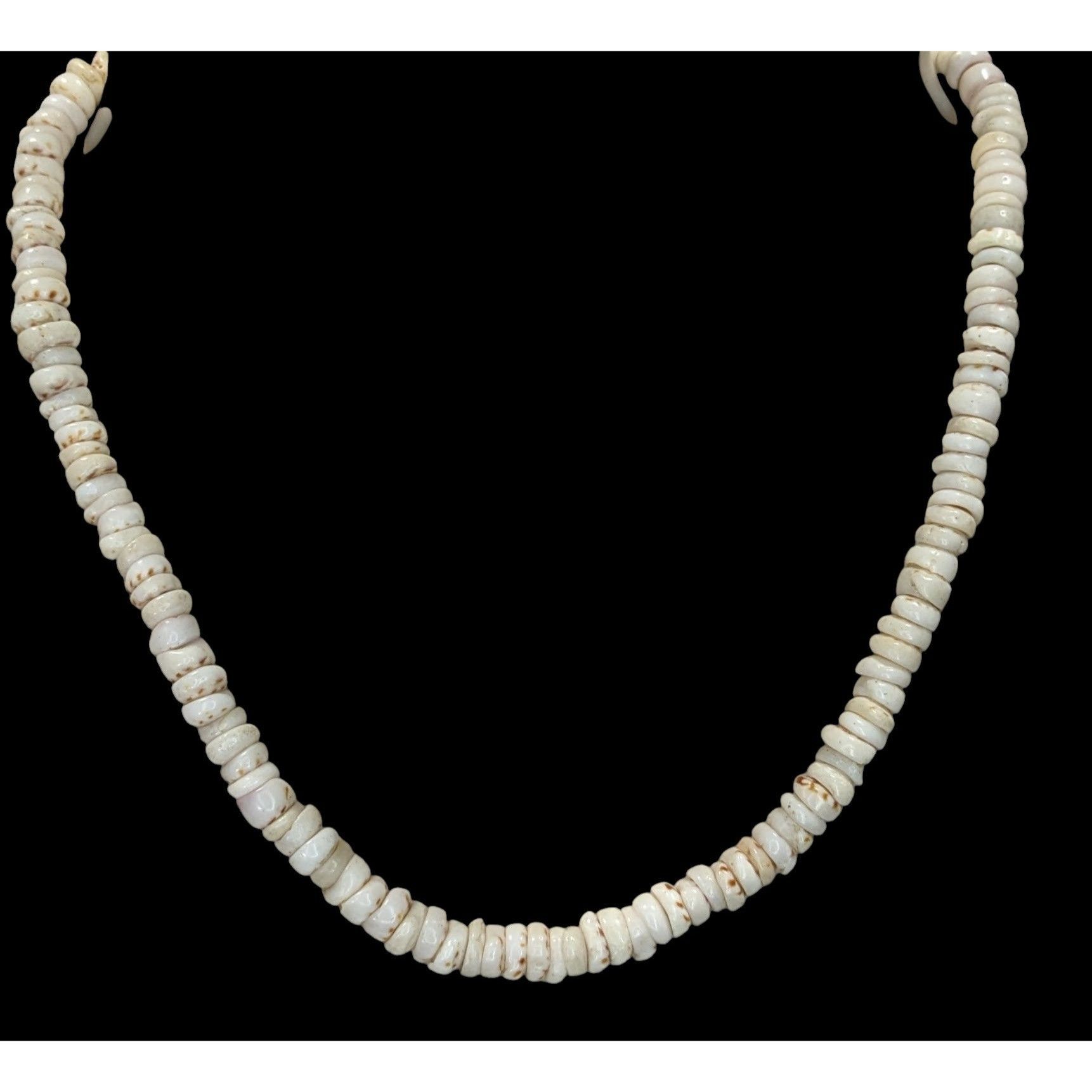 Other Vintage Beachy White Shell Bead Necklace Size ONE SIZE - 5 Thumbnail