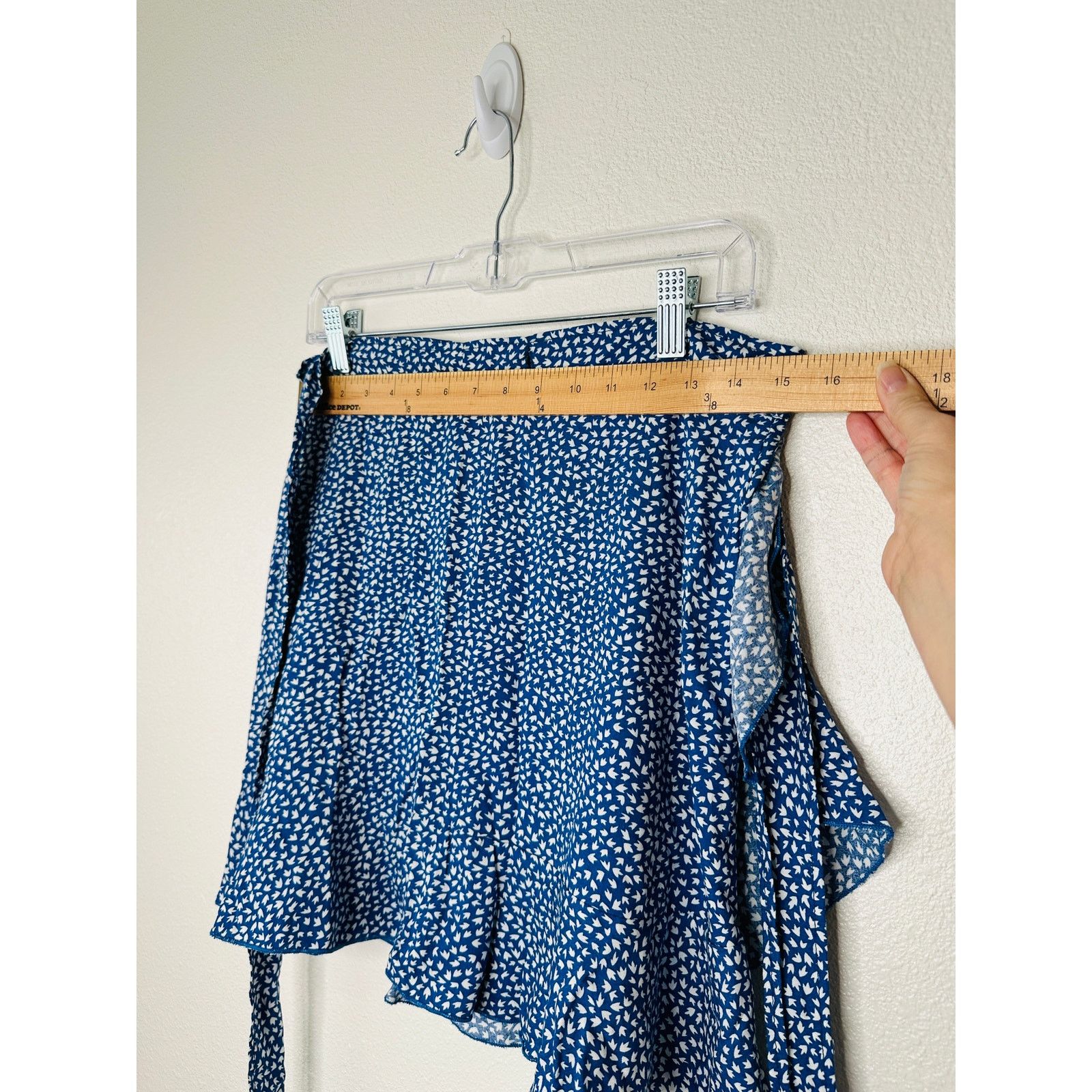 Other Blue & White Leaf Print Design Wrap Mini Skirt with Ruffle S Size 27" / US 4 / IT 40 - 8 Thumbnail