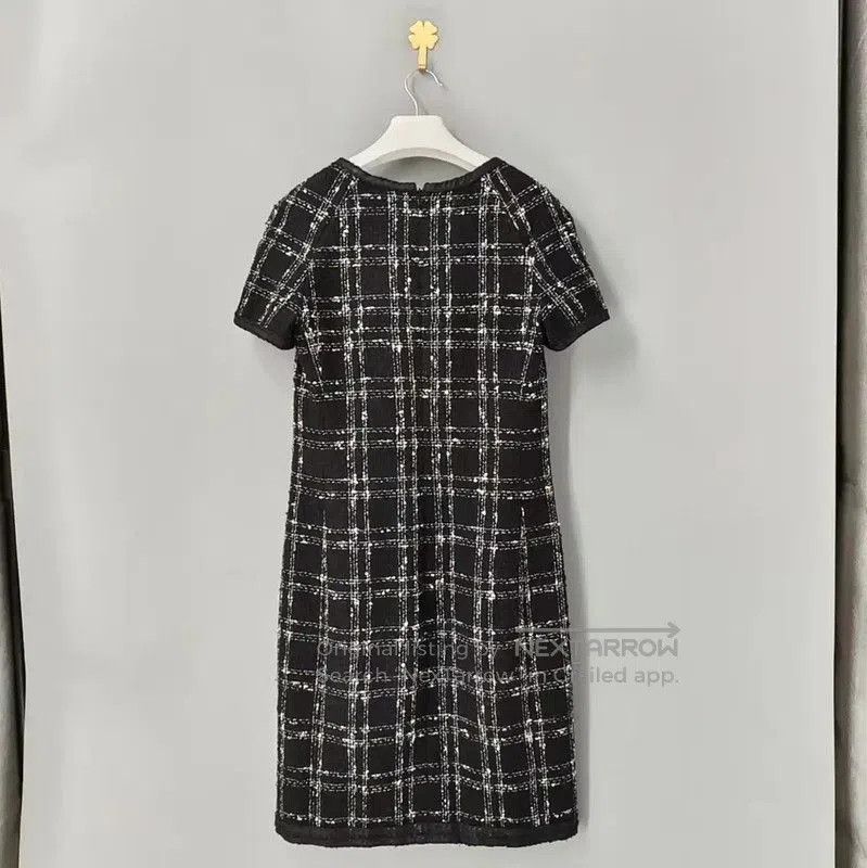 Chanel Chanel Short Sleeve Black Dress . Size S / US 4 / IT 40 - 2 Thumbnail