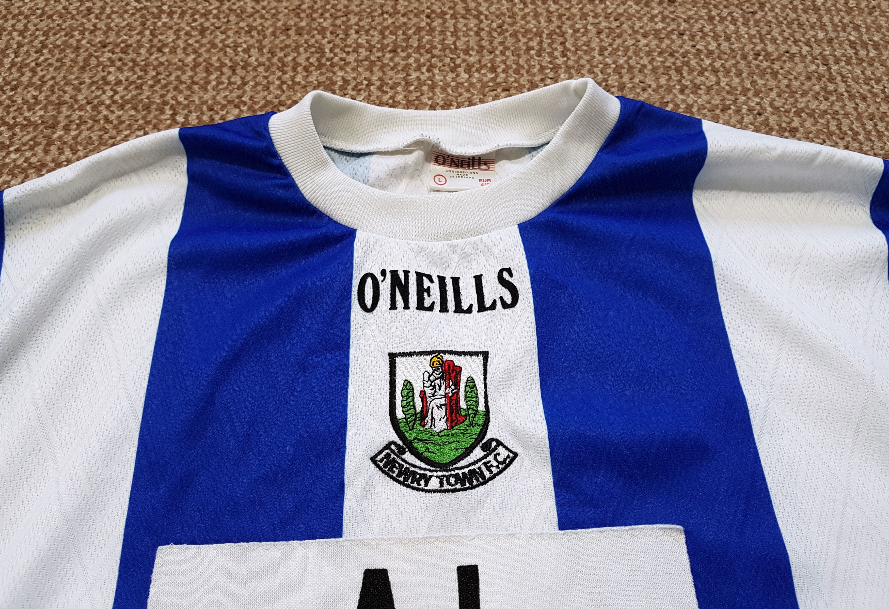 O'Neills Newry City O'Neills 1999-00 Vintage Football Soccer Jersey Size US L / EU 52-54 / 3 - 5 Thumbnail
