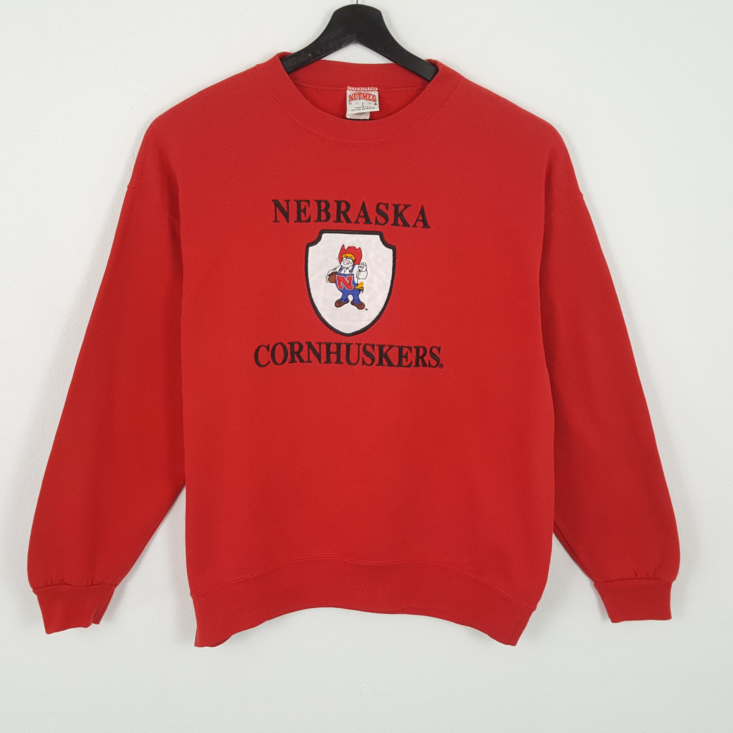 image of Nfl x Nutmeg Nebraska Cornhuskers Football Team Vintage Sweatshirt in Red, Men's (Size Large)