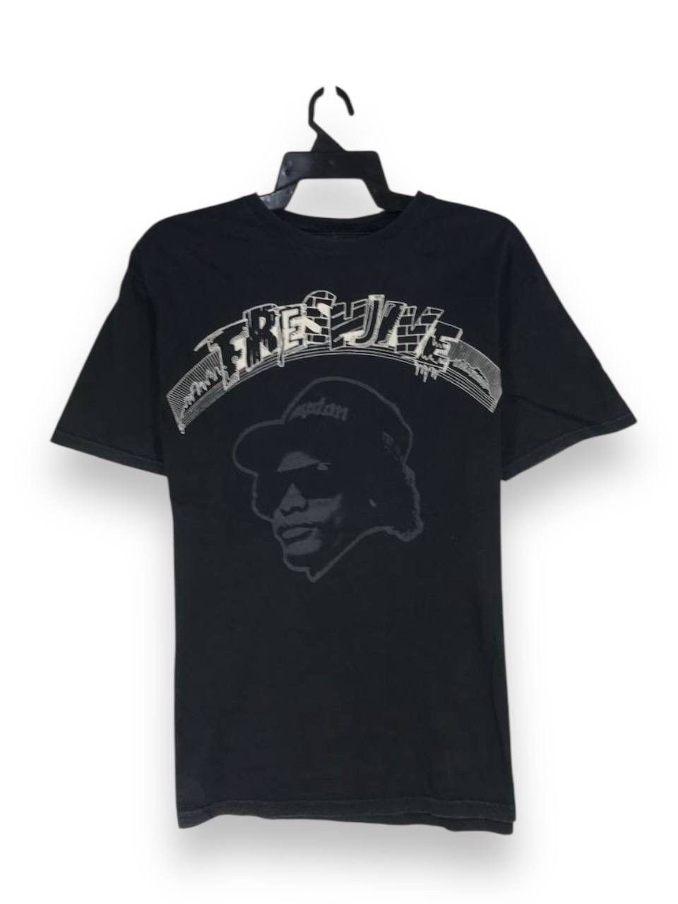 Freshjive × Rap Tees × Vintage freshjive collaboration eazy e nwa group Size US M / EU 48-50 / 2 - 1 Thumbnail