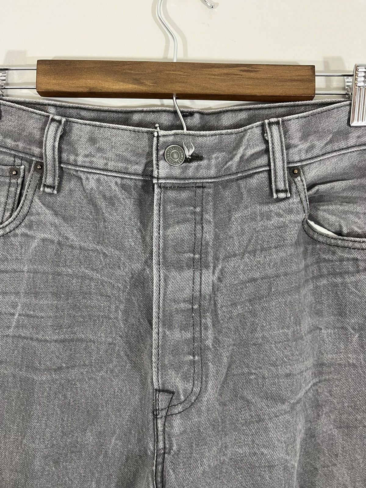 Levi's × Vintage Levi 501 Faded Distressed Jeans Size US 38 / EU 54 - 3 Thumbnail