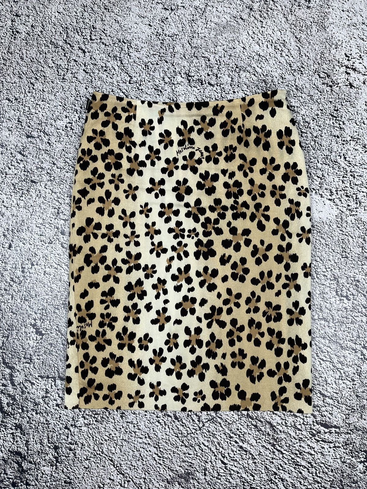 Moschino Vintage Moschino Jeans Animal Floral Pattern Skirt Size 28" / US 6 / IT 42 - 1 Thumbnail