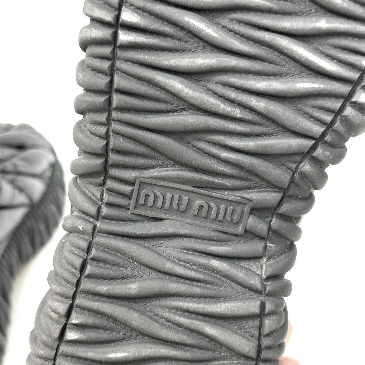 Miu Miu Miu Miu Quilted Padded Sneakers in black nylon Size US 7 / IT 37 - 8 Thumbnail