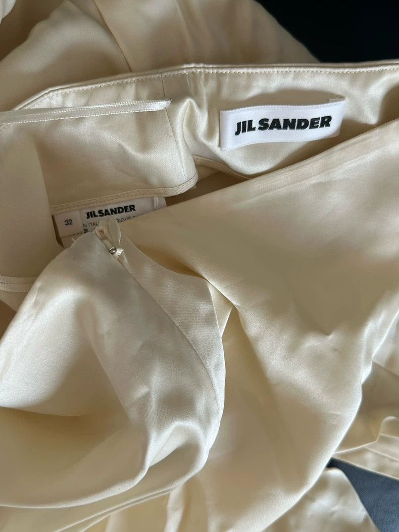 Jil Sander Jil Sander size 32 Silk half skirt Size 42" / US 20 - 7 Thumbnail
