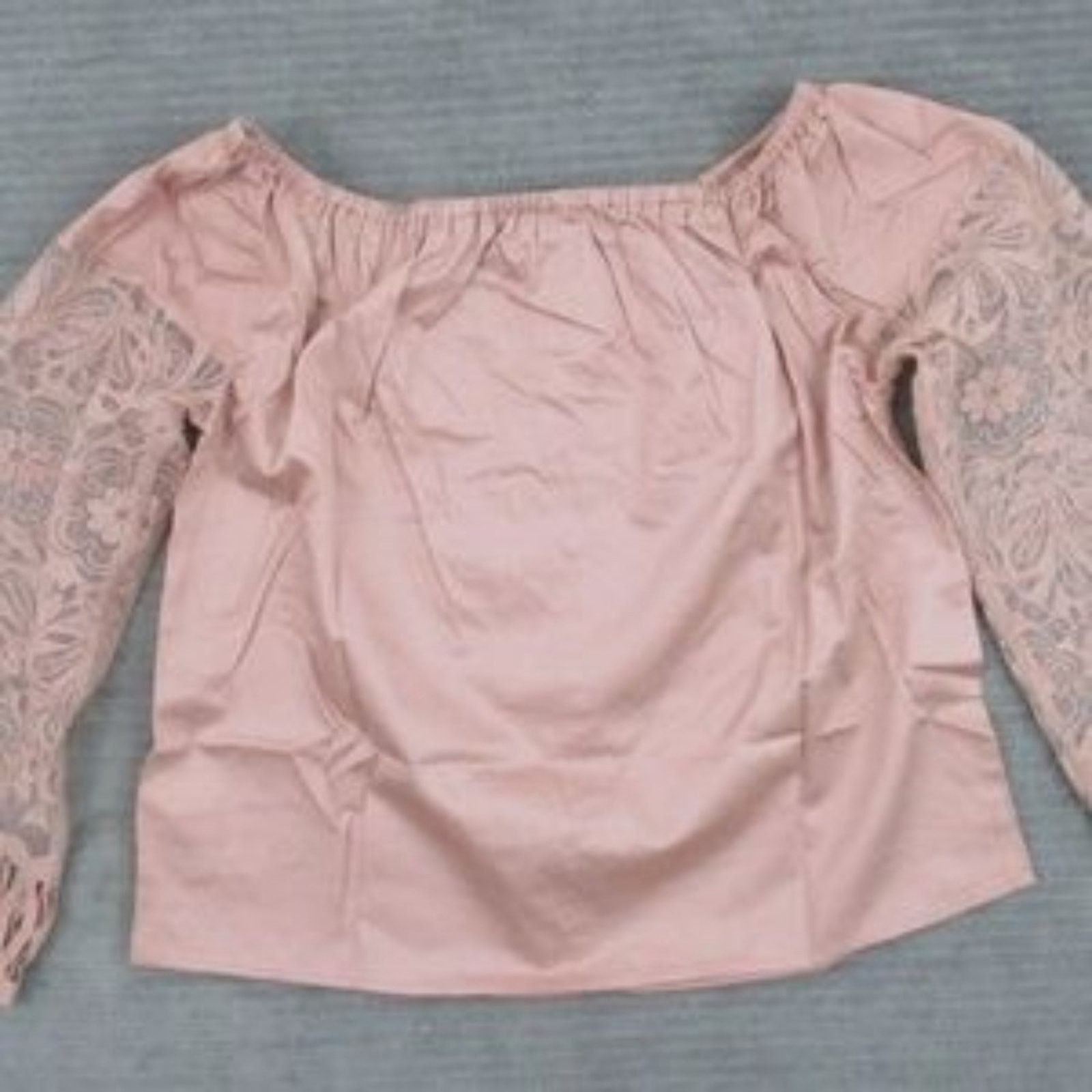 Other NWT Romeo + Juliet Couture Off the Shoulder Blouse Medium Size M / US 6-8 / IT 42-44 - 4 Thumbnail