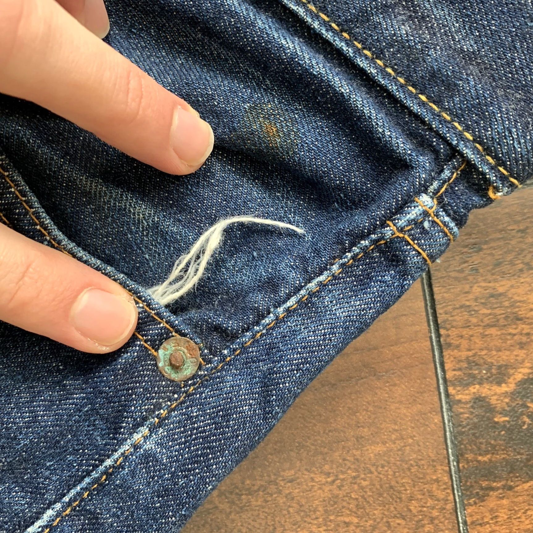Levi's VINTAGE Levi's 501 XX Big E Denim Jeans Dark 29x34 Regular Men Blue 60s 501 Series Straight Jeans with Belt Loops Size US 29 - 7 Thumbnail