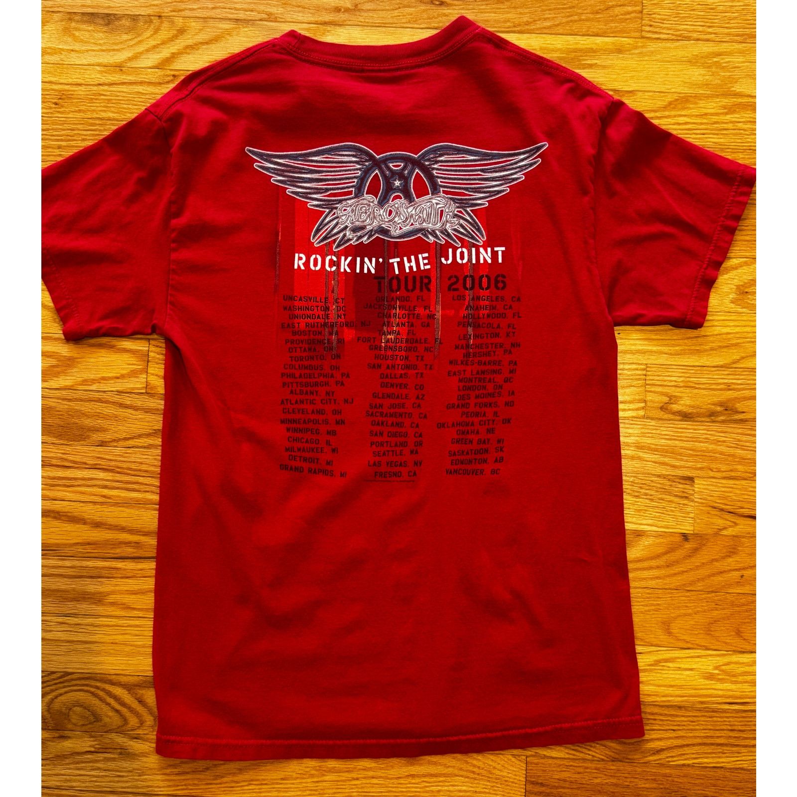 Aerosmith Vintage 2006 Aerosmith Rockin the Joint Tour Tee Medium Size US M / EU 48-50 / 2 - 6 Thumbnail