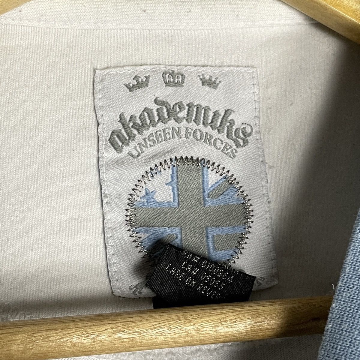 Akademiks × Vintage 💧VINTAGE💧 Akademiks Unseen Forces Hip Hop British flag Tee Size US XXL / EU 58 / 5 - 12 Thumbnail