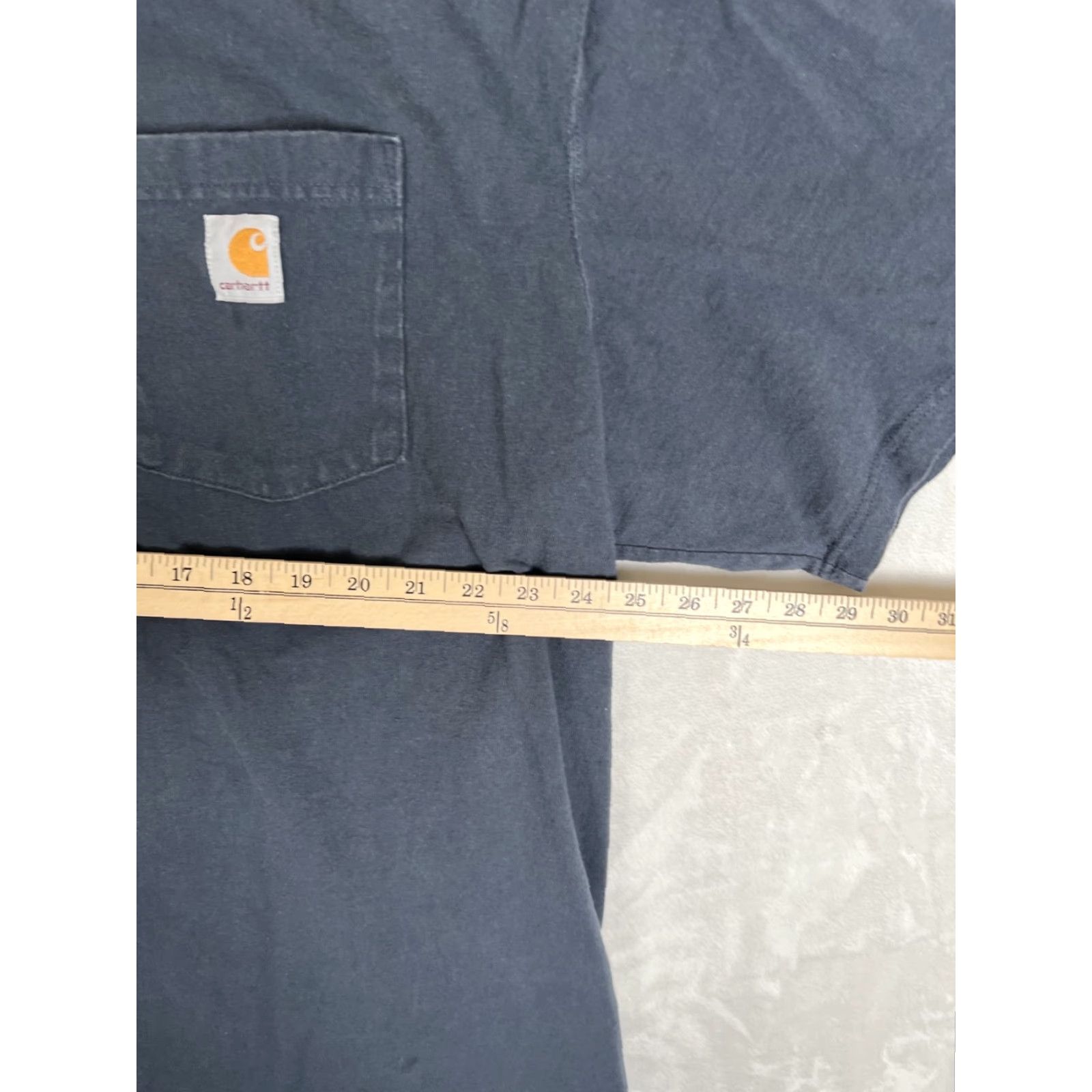 Carhartt VINTAGE Carhartt T-Shirt Blue Gray Pocket Tee 2XL Loose Fit 90s Grunge K87 Men’s Short Sleeve Crew Neck Shirt Classic Work Size US XXL / EU 58 / 5 - 7 Thumbnail
