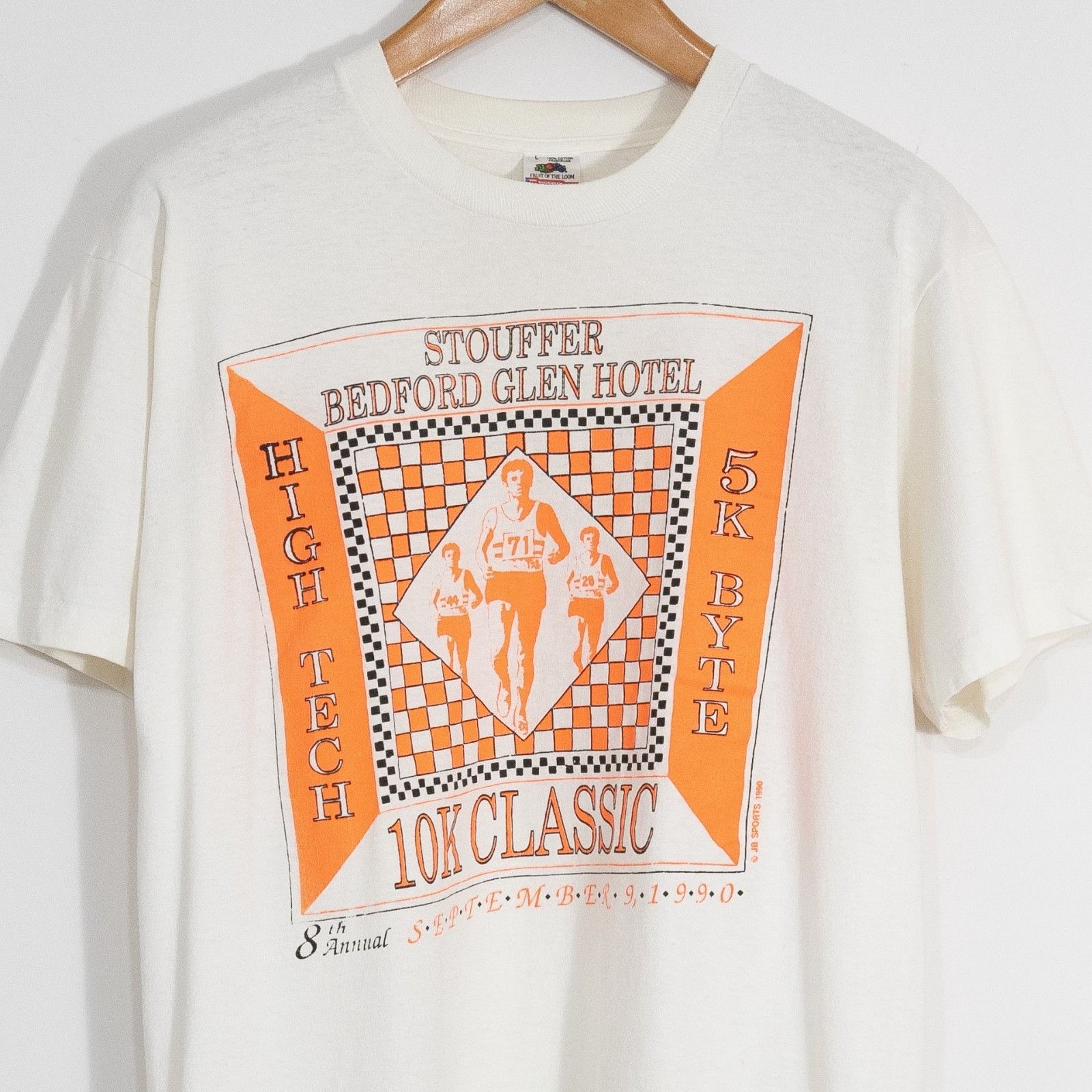Vintage Vintage 90s Stouffers Bedford Glen Hotel Running Tee Large Size US L / EU 52-54 / 3 - 2 Thumbnail