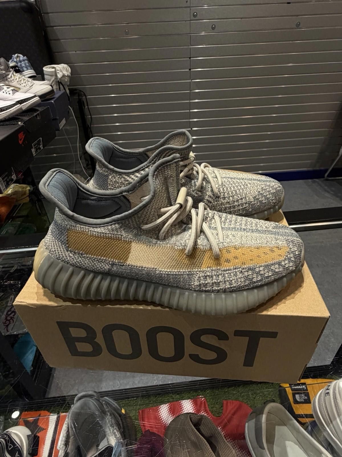 Adidas Size 8.5 - adidas Yeezy Boost 350 V2 Low Israfil (FZ5421) Size US 8.5 / EU 41-42 - 4 Thumbnail