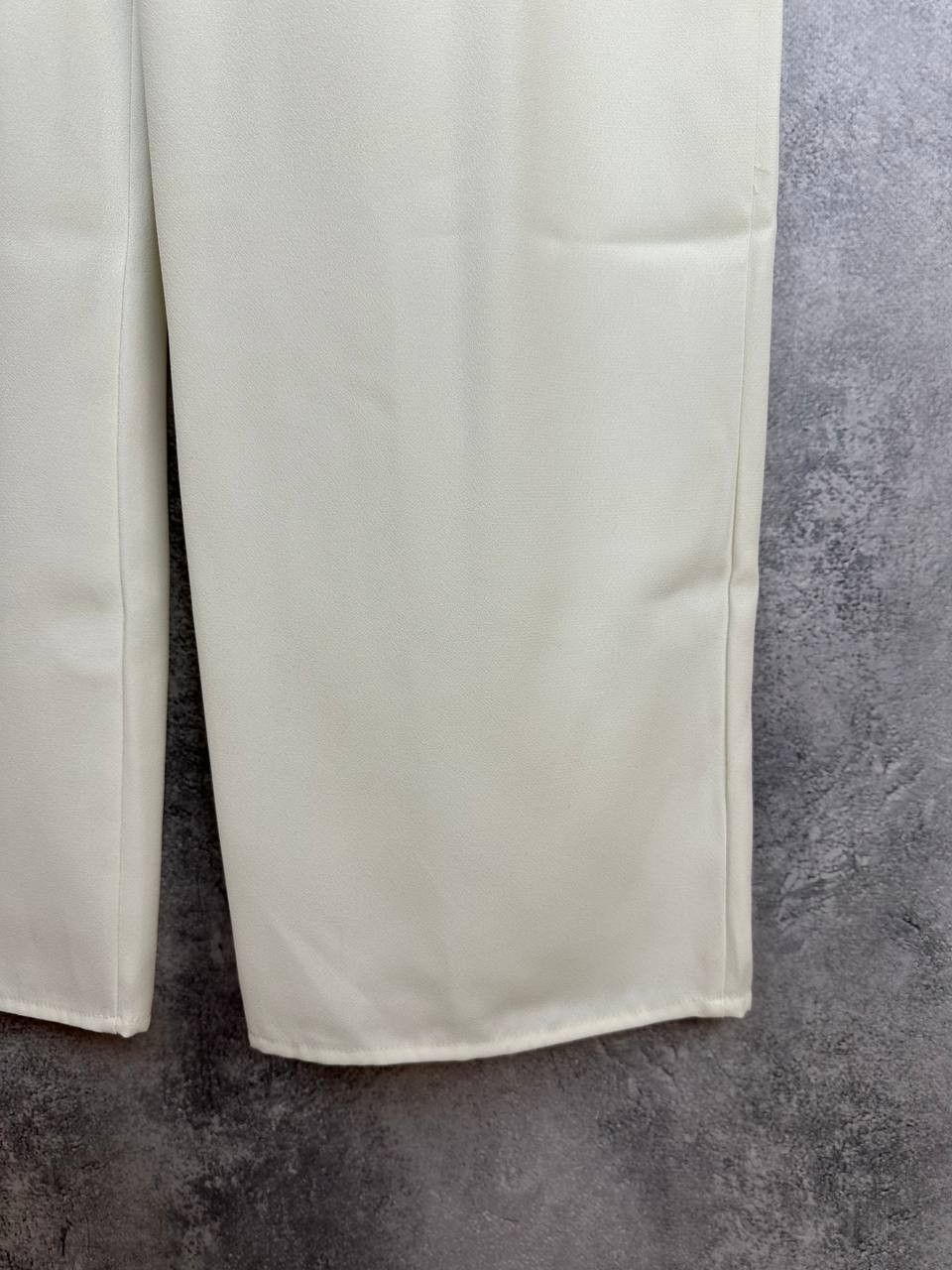 Other Day Meets Night Ivory Lace Vest & Wide Leg Pants Set Elegant Size 28" / US 6 / IT 42 - 17 Thumbnail