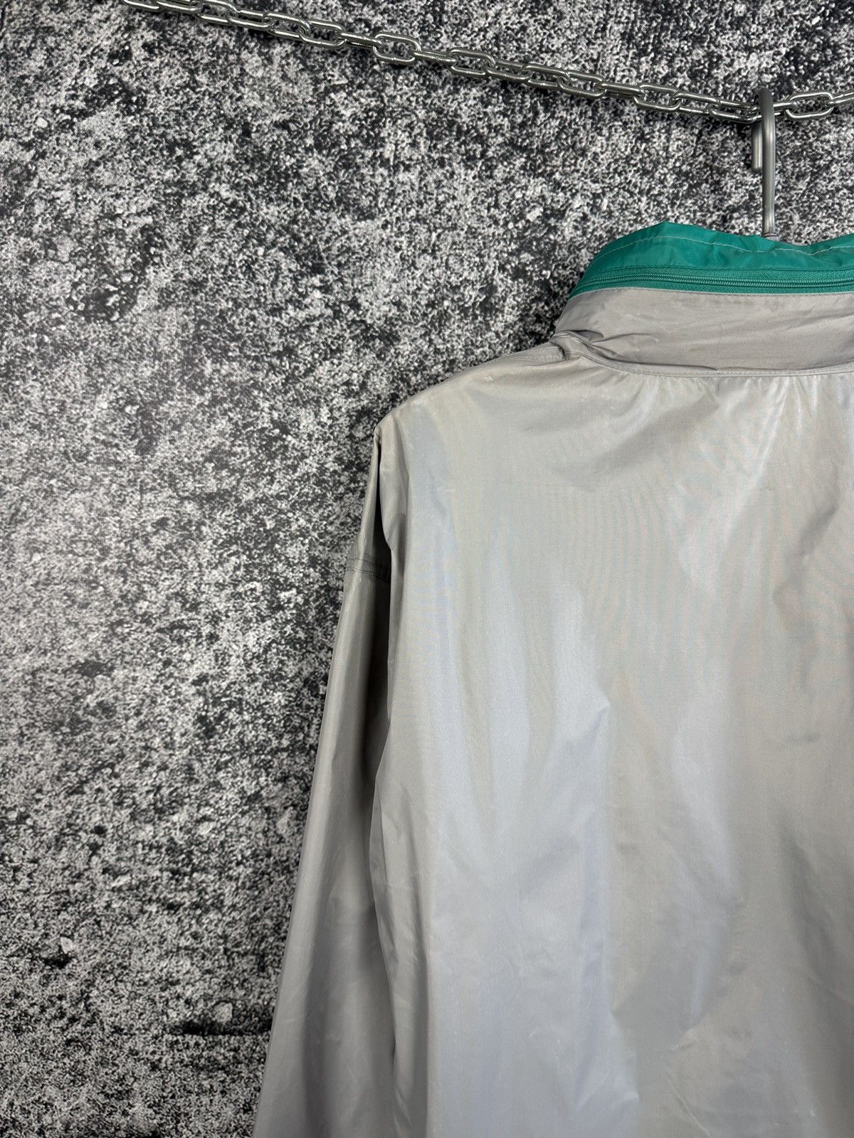 Umbro UMBRO Vintage Nylon Jacket Windbreaker Retro 90s Size L Size US L / EU 52-54 / 3 - 12 Thumbnail