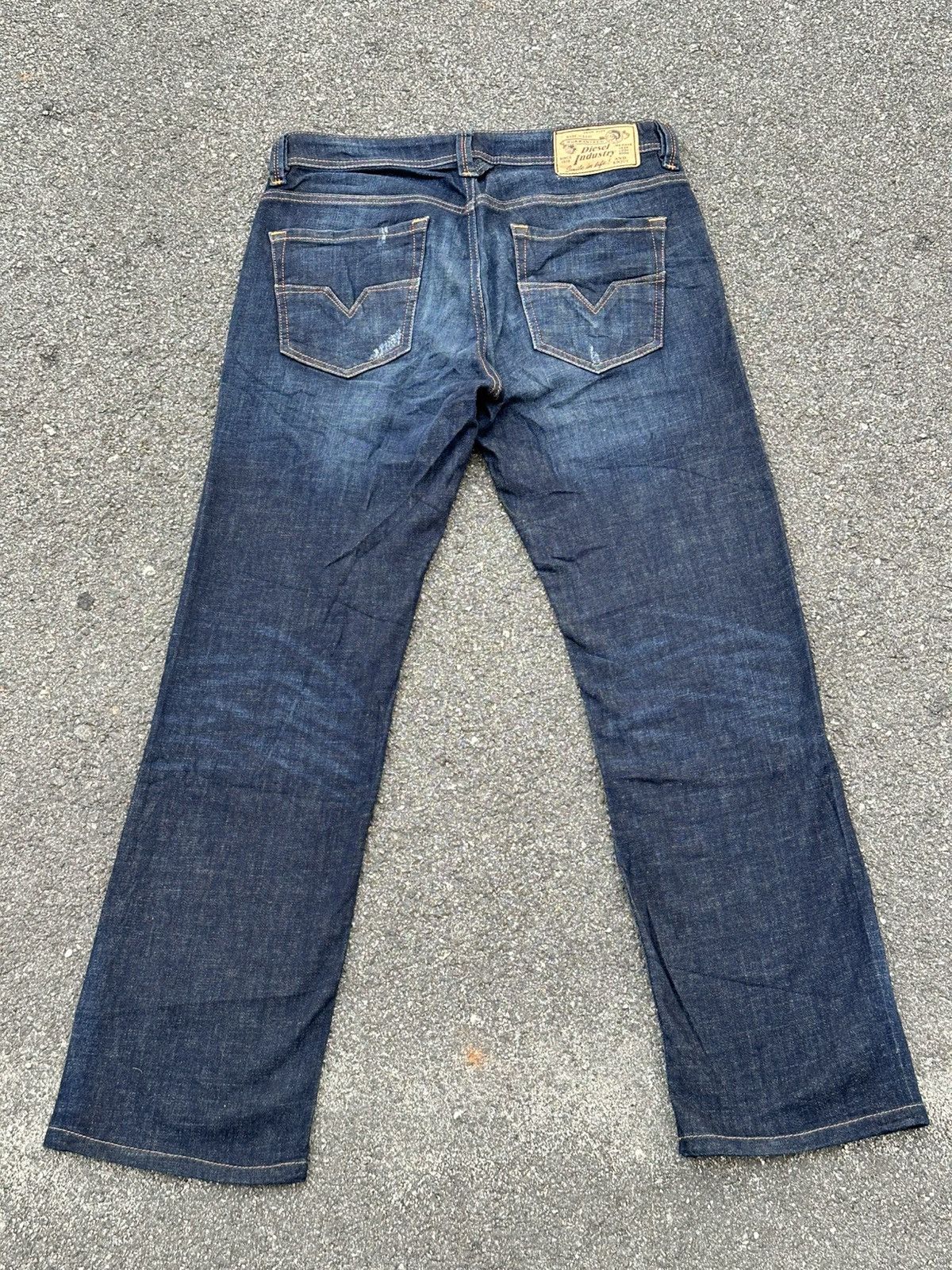 Diesel DIESEL 'Only The Brave' - MENS VINTAGE BLUE DENIM JEANS. Size US 30 / EU 46 - 4 Thumbnail