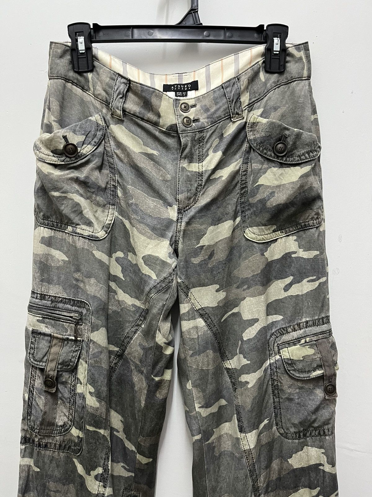 ATSURO TAYAMA Vintage Atsuro Tayama Camouflage Cargo Rayon Women Pants Size 30" / US 8 / IT 44 - 4 Thumbnail
