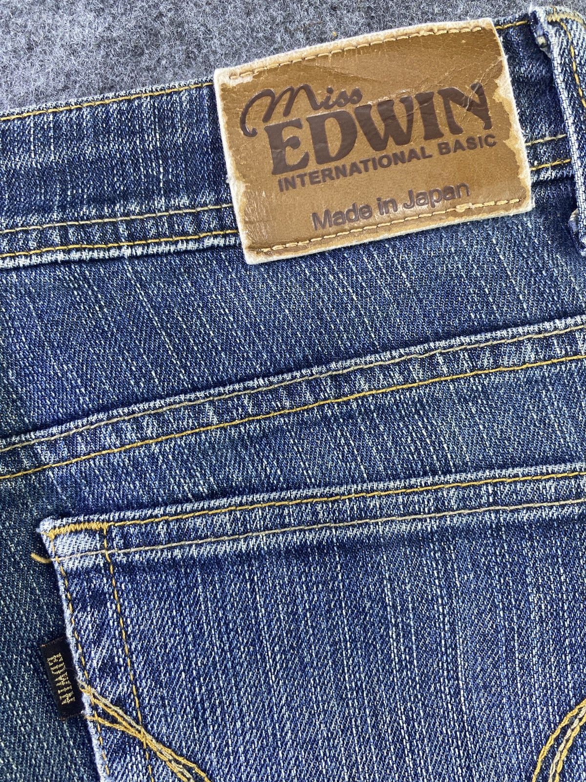 Edwin × Japanese Brand × Jean Miss Edwin Distress Wash Denim - J932 Size 30" / US 8 / IT 44 - 11 Thumbnail