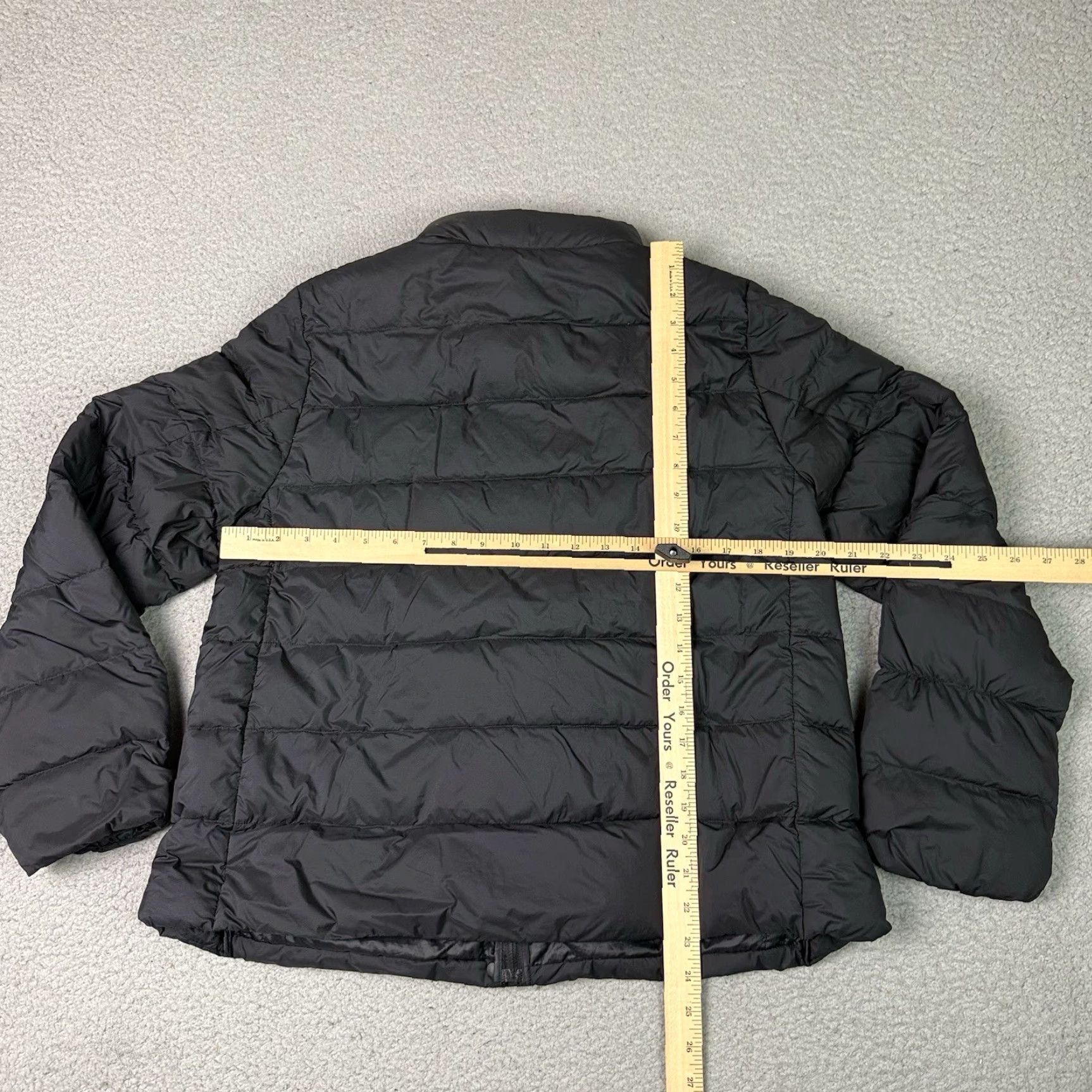 Uniqlo VINTAGE Uniqlo Jacket Mens Down Ultra Light Black Large Coat Casual Essential Nylon Boxy Size US L / EU 52-54 / 3 - 5 Thumbnail