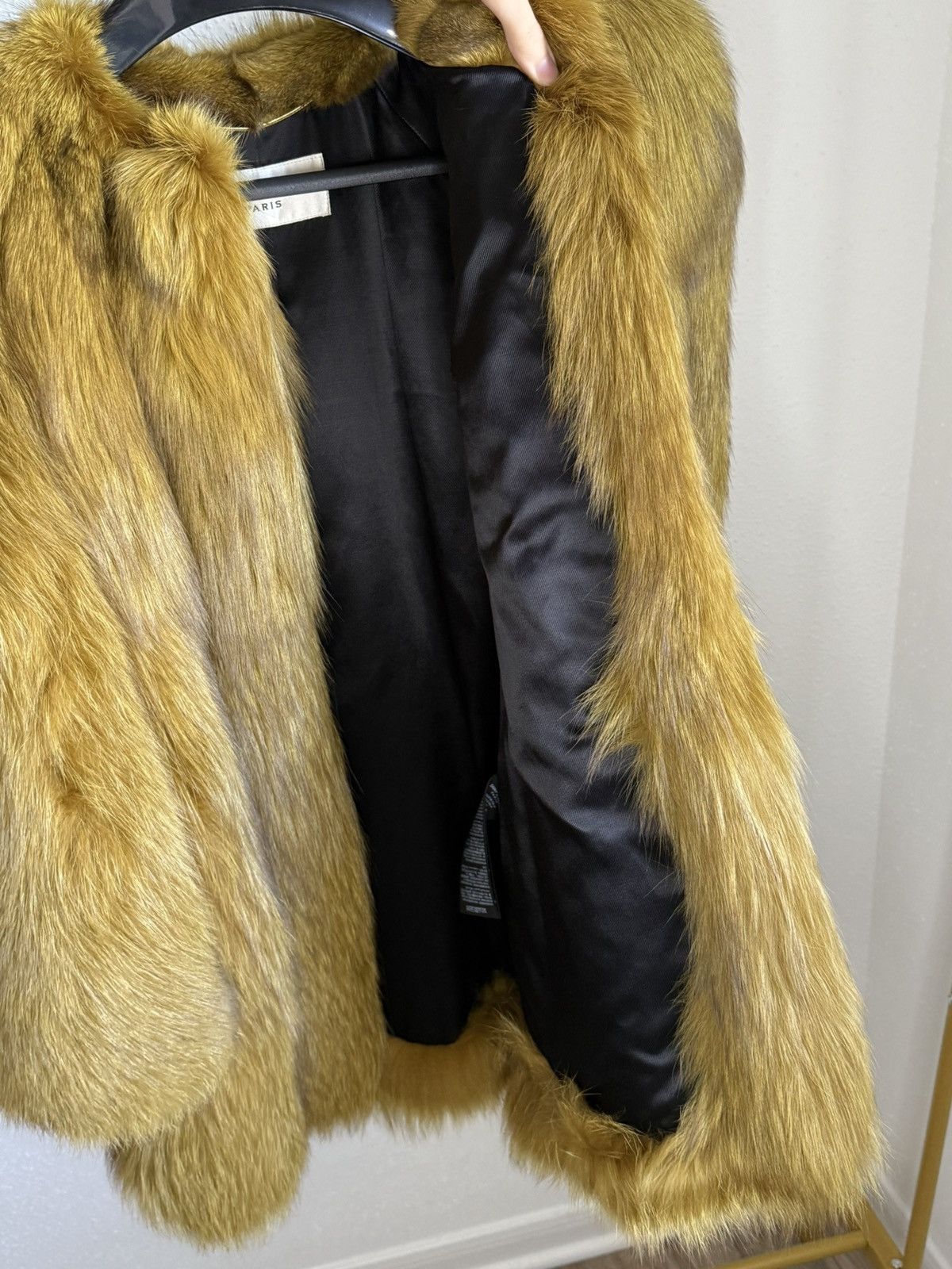 Saint Laurent Paris Saint Laurent Boxy Coat in Fox Fur Size XS / US 0-2 / IT 36-38 - 4 Thumbnail