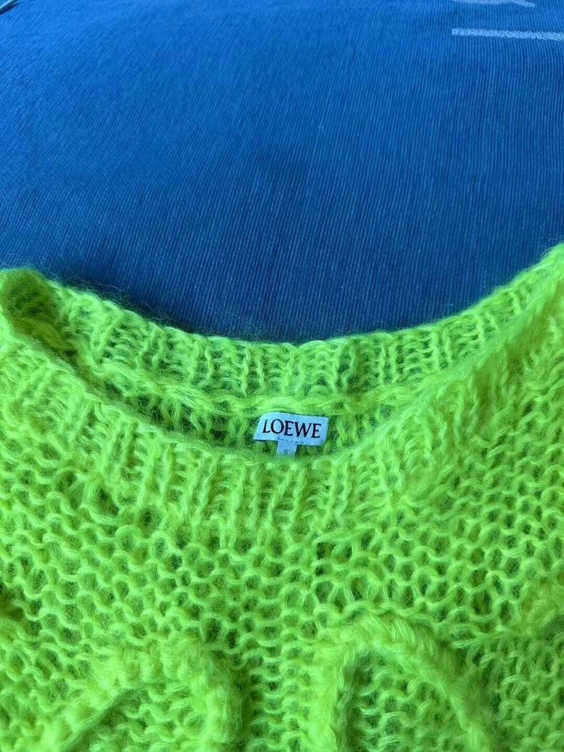 Loewe LOEWE Fluorescent yellow merino sweater Size M / US 6-8 / IT 42-44 - 2 Thumbnail