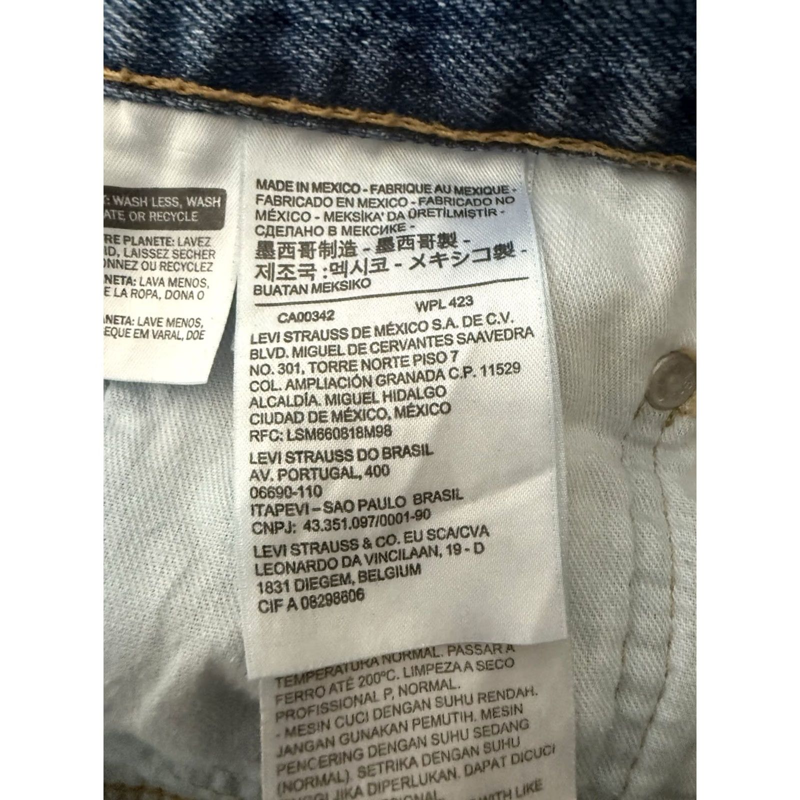 Levi's Levi's 505 Jeans Men's Light Stonewash Cotton 36x32 Straight Work Casual Weekend Size US 36 / EU 52 - 6 Thumbnail