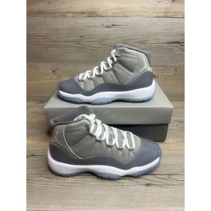 Nike Nike Air Jordan 11 Retro GS Size 4.5Y Medium Grey White Cool | Grailed
