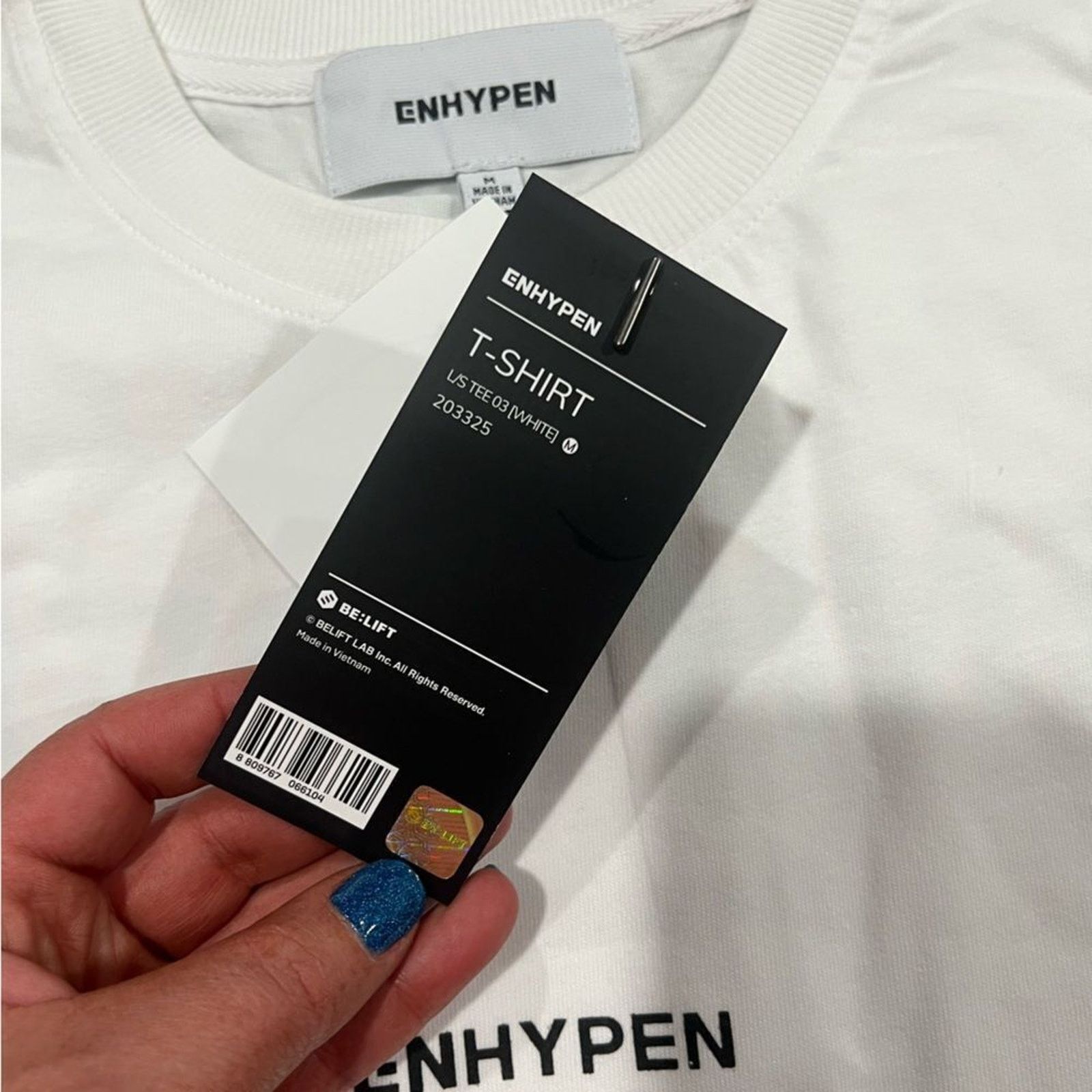Vintage NWT Enhypen Band Dawn Dusk Black Long Sleeve T-Shirt Size L Size US L / EU 52-54 / 3 - 6 Thumbnail