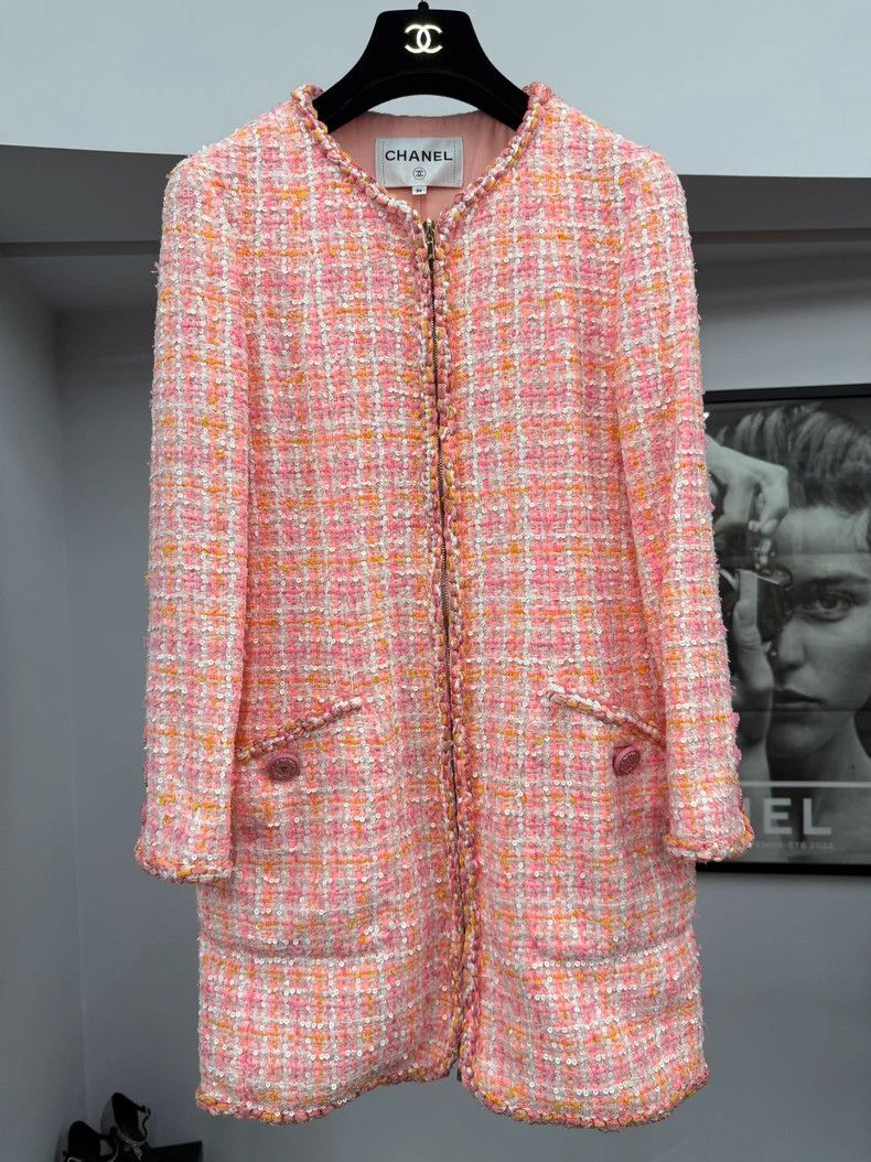 Chanel Chanel Cruise series pink sequined long jacket Size XS / US 0-2 / IT 36-38 - 1 Thumbnail