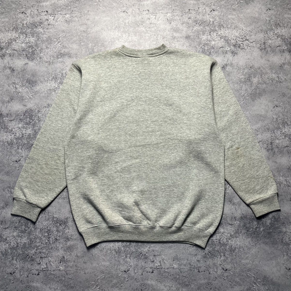 Nike Vintage Nike Big Swoosh Central Logo Sweatshirt Streetwear Size US XL / EU 56 / 4 - 11 Thumbnail