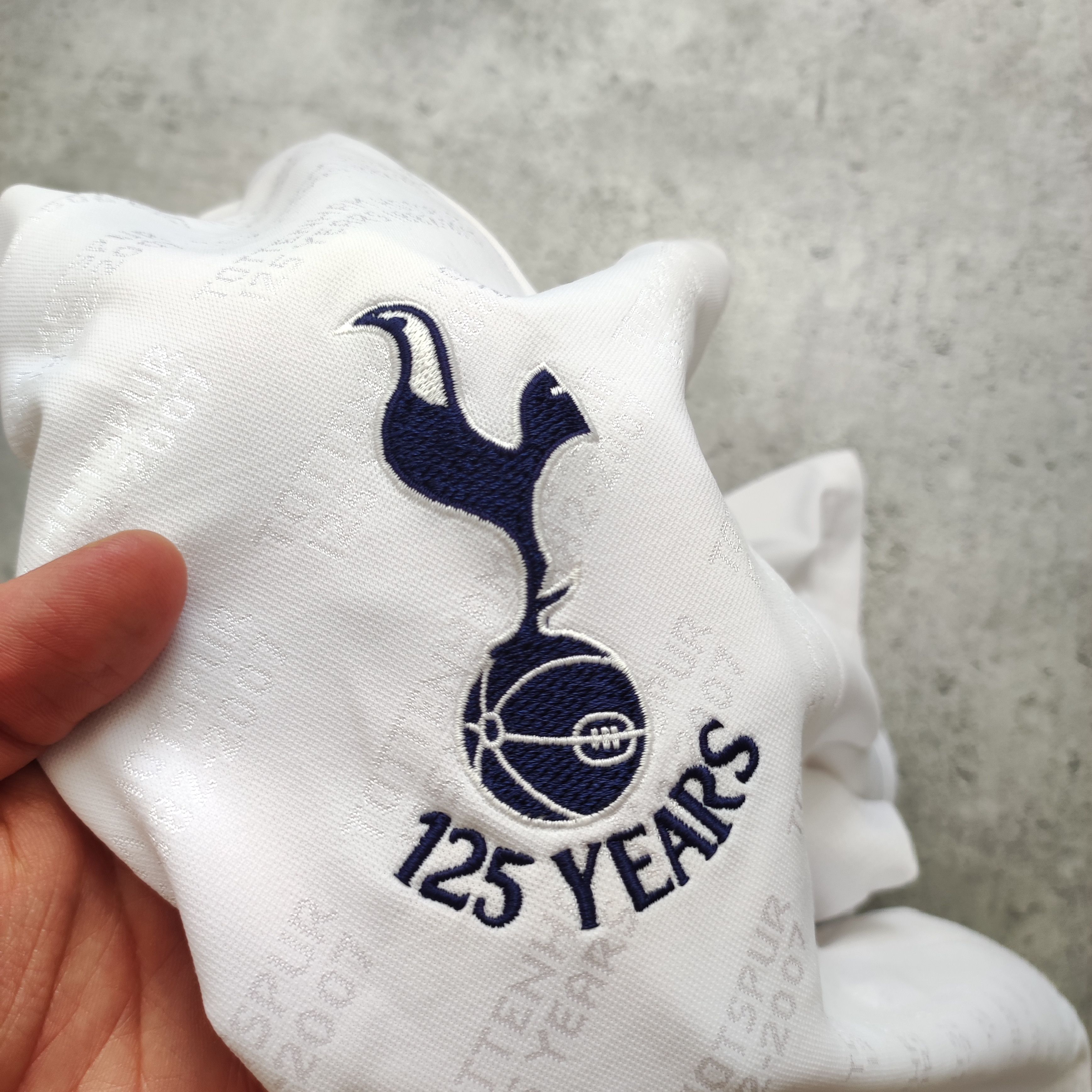 Vintage Vintage RARE 2007 Tottenham London 125yrs Home Puma Jersey Size US XXL / EU 58 / 5 - 6 Thumbnail