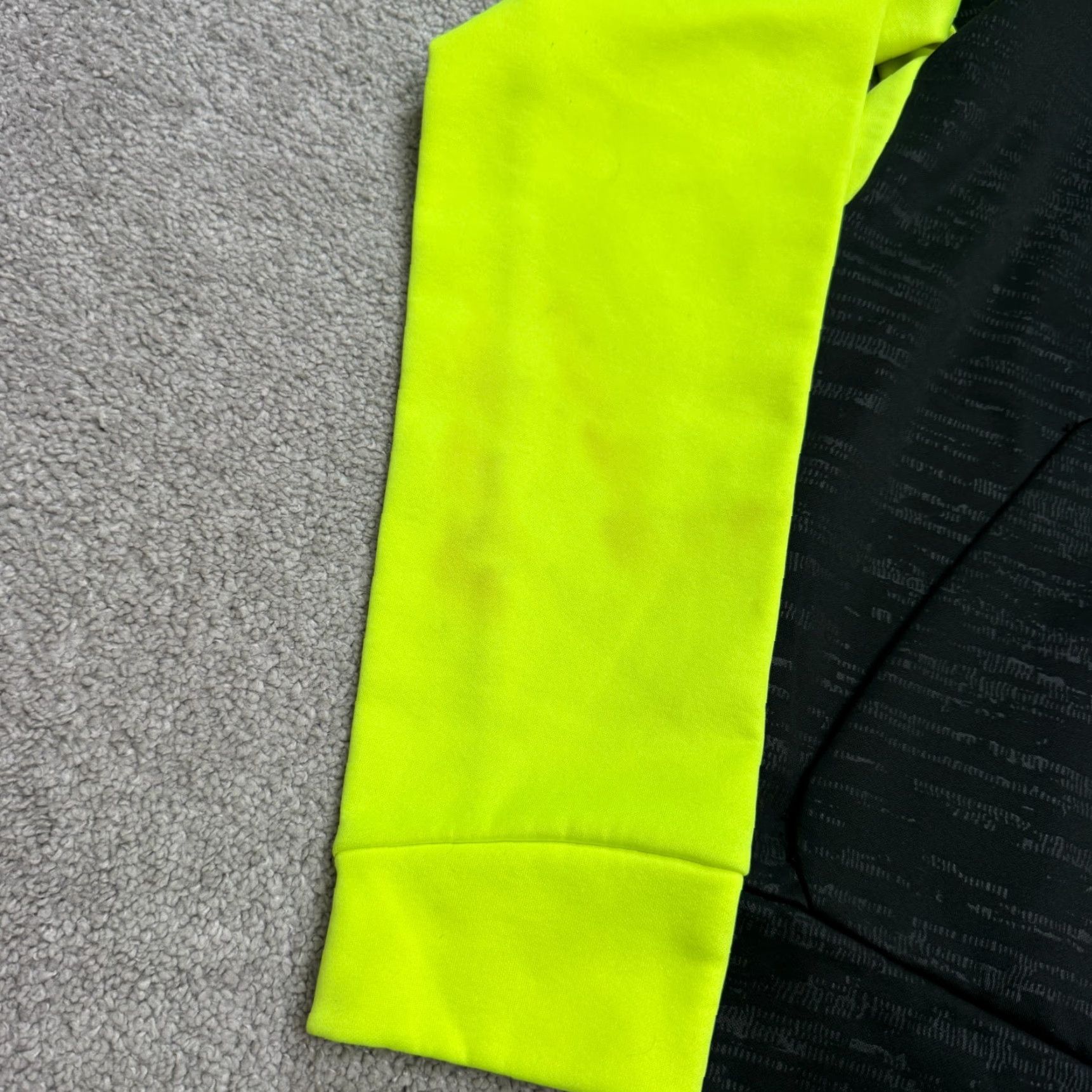 Nike Nike Pro Training Thermal-Fit Pullover Hoodie Mens Medium Black Neon Multicolor Nike Therma-Fit Sports Outdoor Sweatshirt Hooded Long Sleeve Size US M / EU 48-50 / 2 - 4 Thumbnail