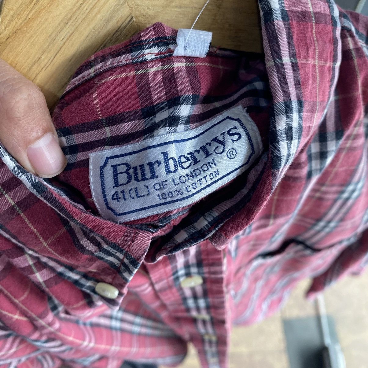 Burberry × Vintage Burberry Nova Check Light Maroon Shirt Button UP Size M Size US M / EU 48-50 / 2 - 10 Thumbnail