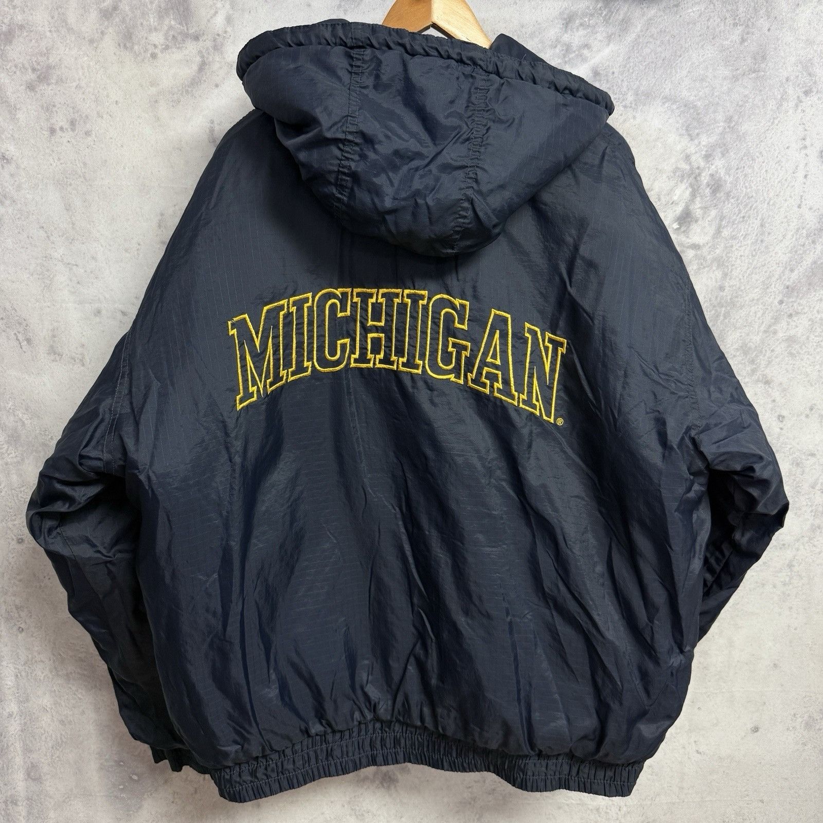 Pro Player Vintage Pro Player University of Michigan Reversible Puffer Size US XXL / EU 58 / 5 - 4 Thumbnail