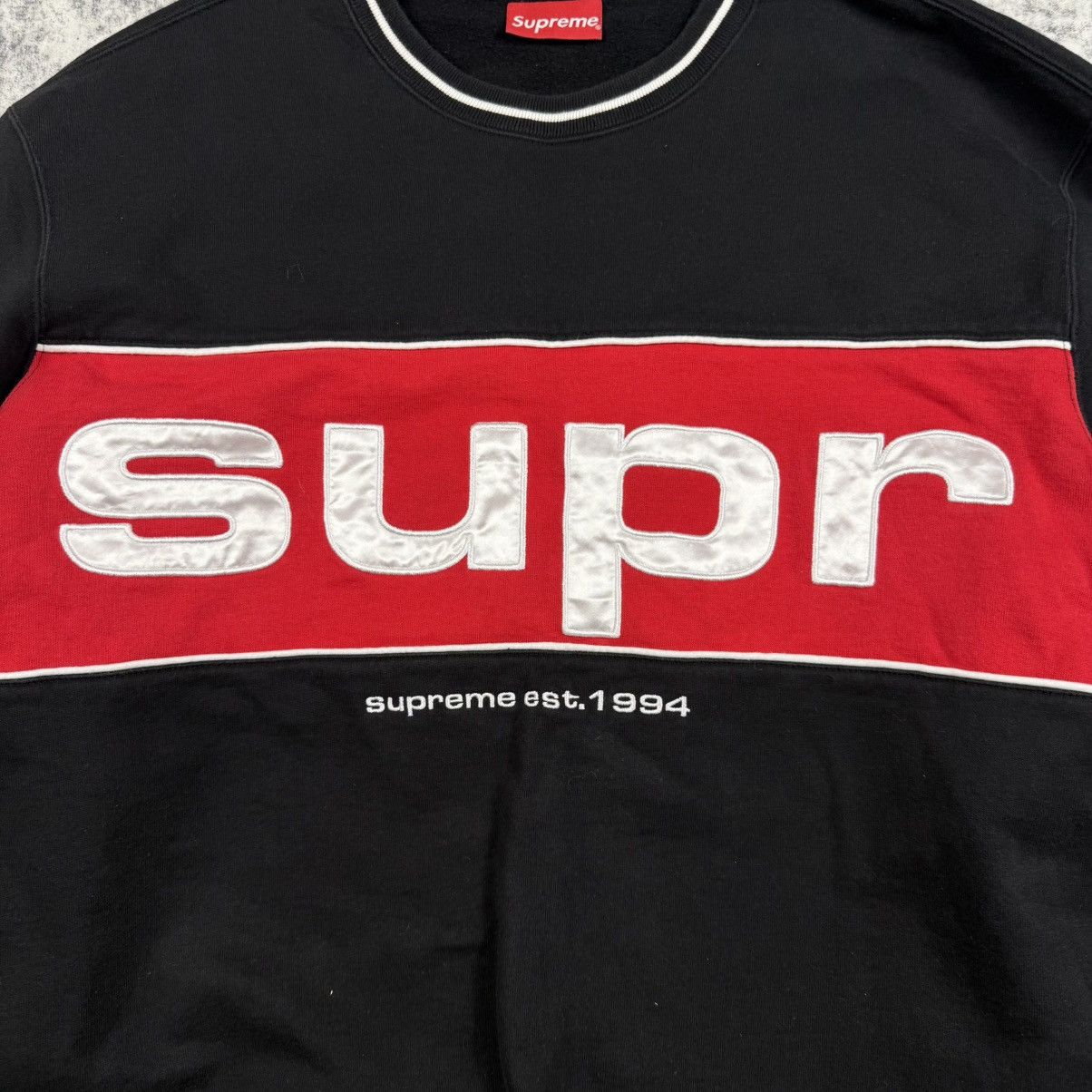Supreme Supreme FW/19 Piping ‘Black’ Crewneck Size US XL / EU 56 / 4 - 2 Thumbnail