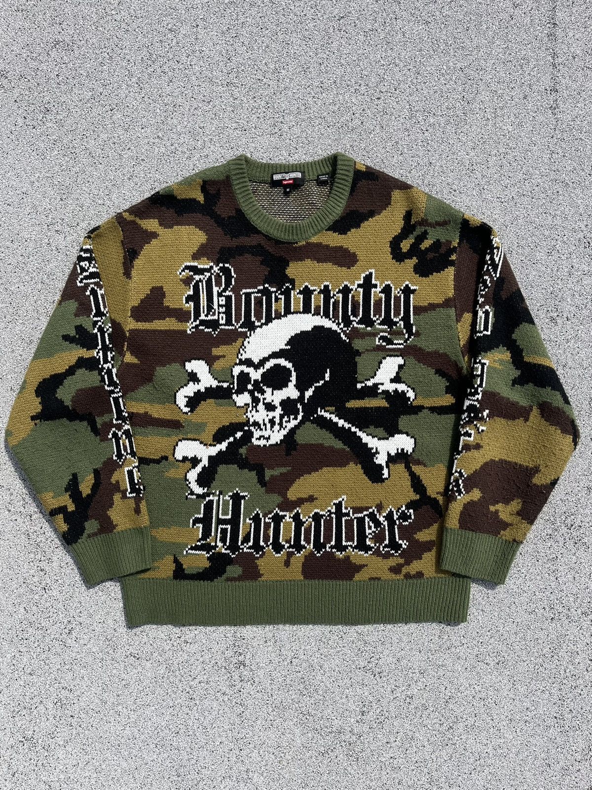 Supreme FW22 Supreme 'Trebark Camo' Sweater | Grailed