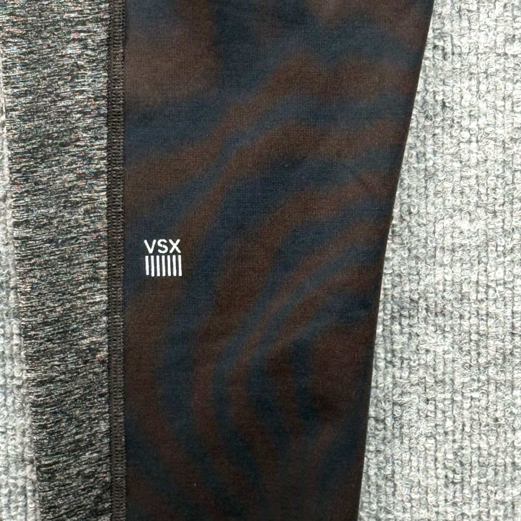 Victoria's Secret VSX Sport The Ultimate Knockout Leggings Workout Gym Yoga L Gray 90s Womens Size 30" / US 8 / IT 44 - 3 Thumbnail
