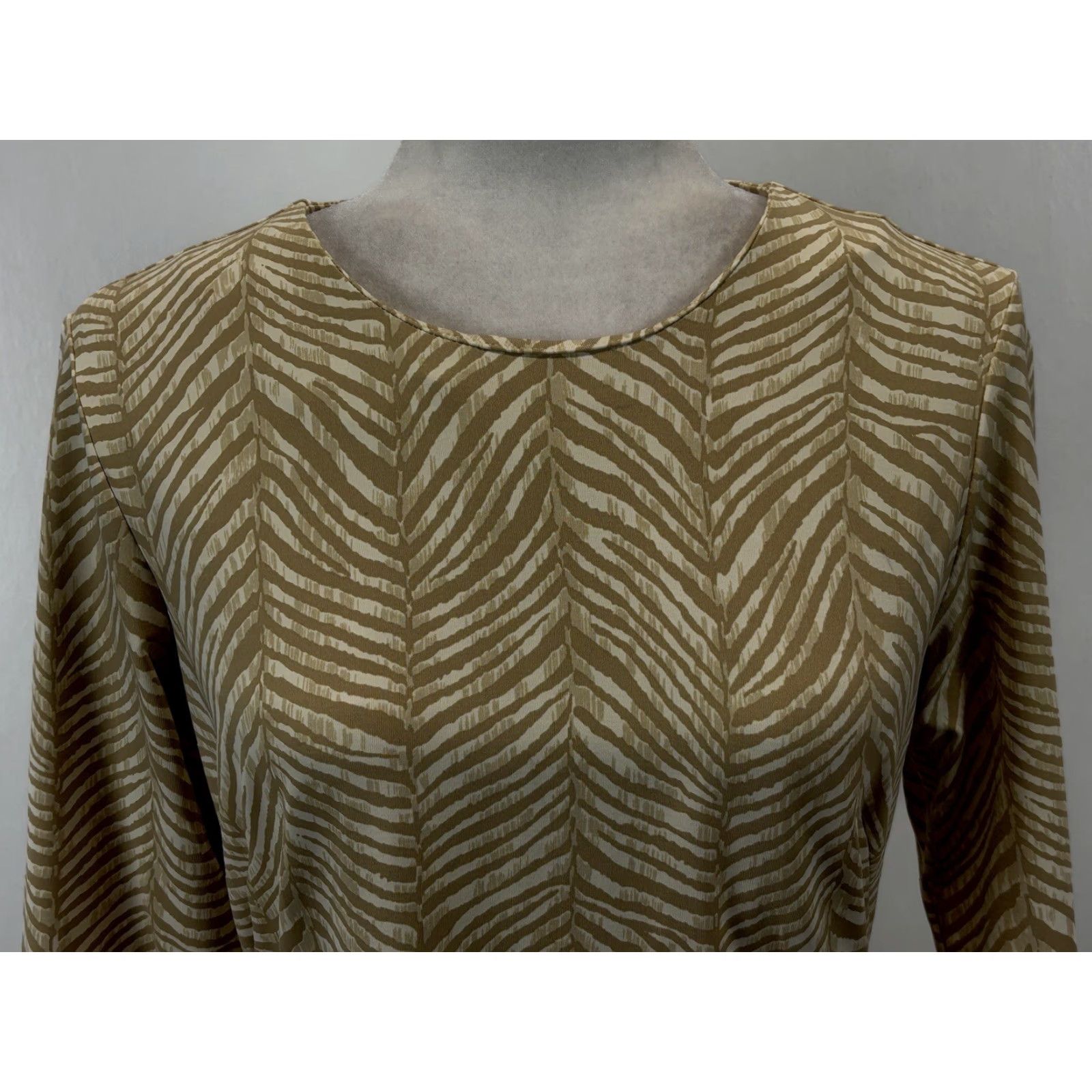 J.McLaughlin J. McLaughlin Sophia Catalina Cloth Dress Zebra Animal Print 3/4 Sleeve Sz M Knee Length Multicolor Sheath Womens Size M / US 6-8 / IT 42-44 - 5 Thumbnail