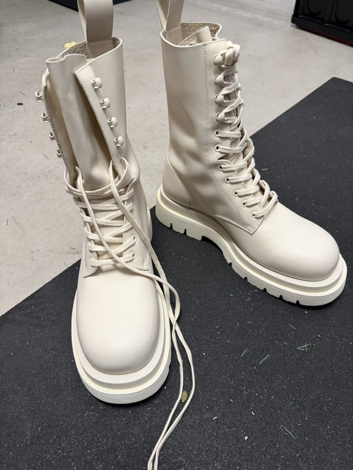 Bottega Veneta Rare - color Bottega high boots - Size US 9.5 / EU 42-43 - 3 Thumbnail