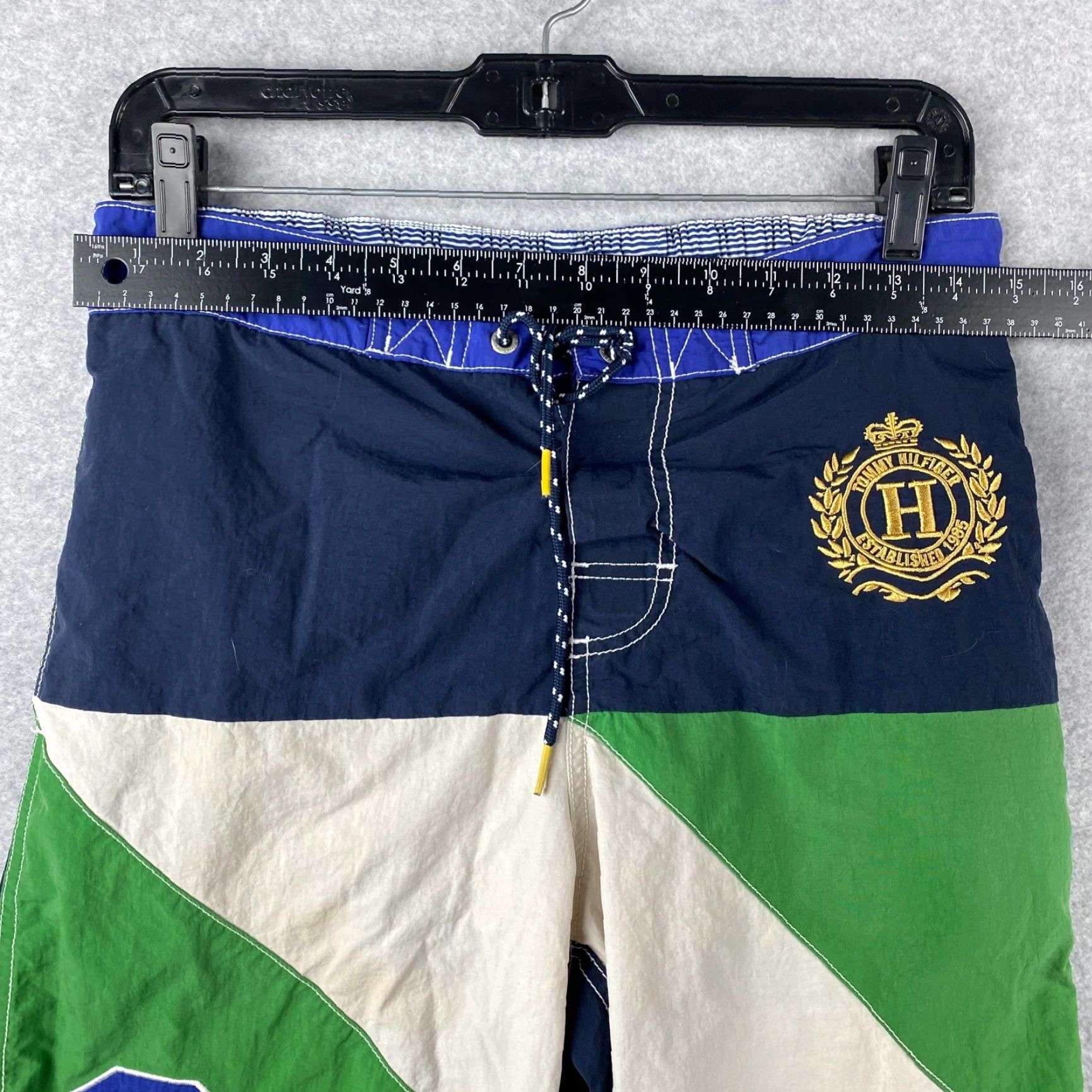 Tommy Hilfiger Tommy Hilfiger Board Shorts Mens Small S Multicolor Stretch Waist Lined Surf Colorblock Beach Swim Bottoms Mens Size US 29 - 4 Thumbnail